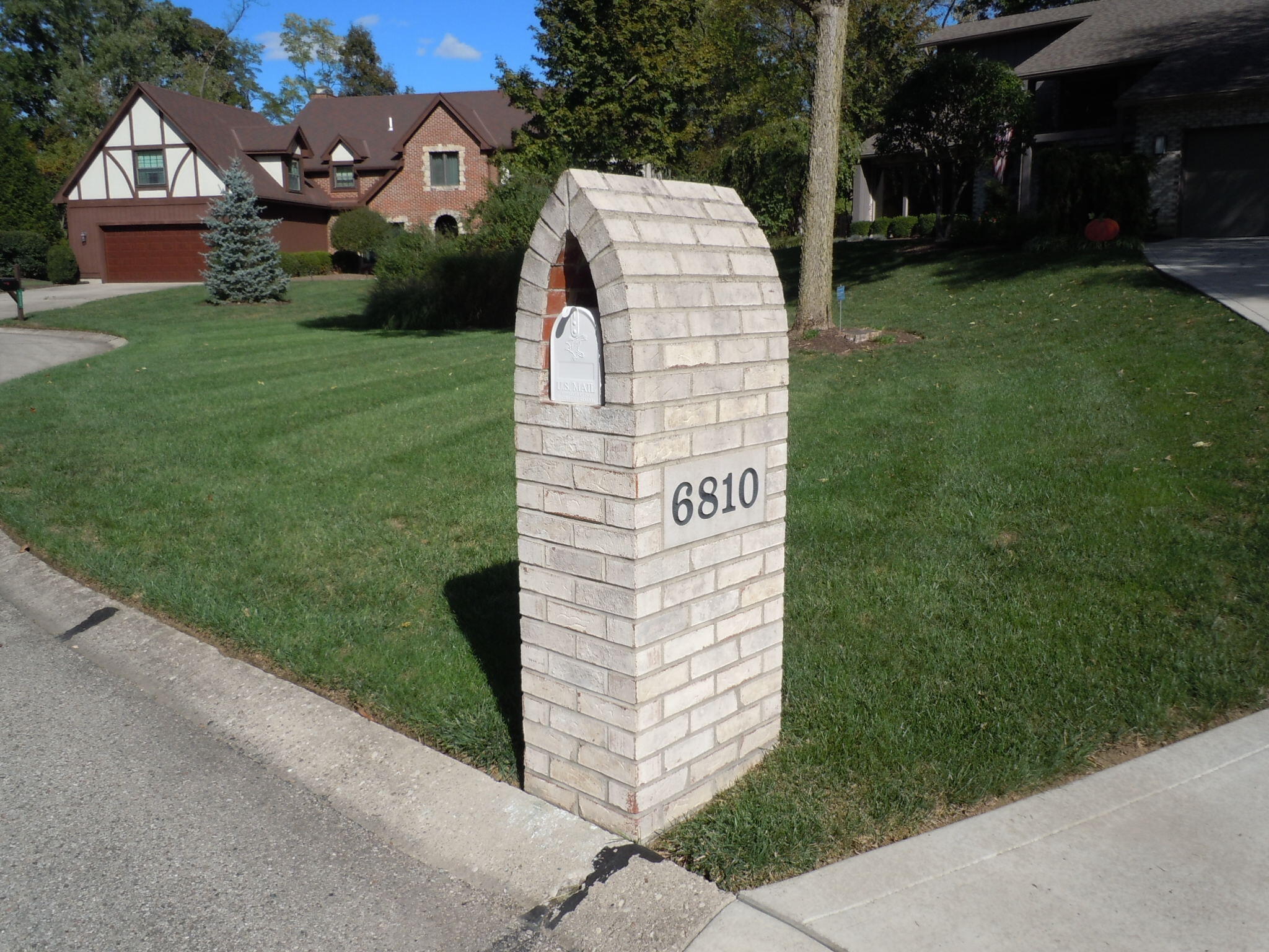 6810 Trailview Drive, Dayton, Ohio 45414