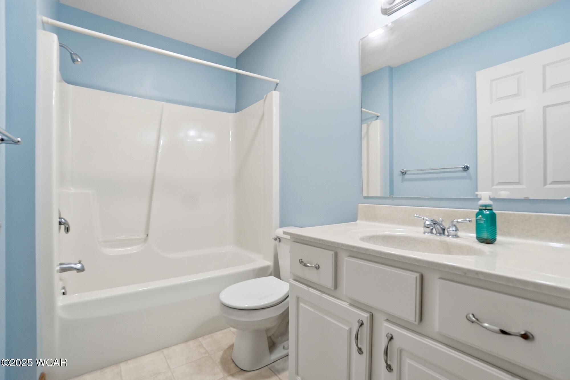 4050 Brookshore Drive, Lima, Ohio