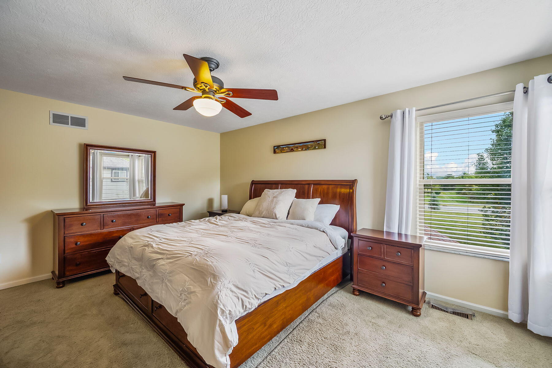 9529 Wayne Brown Drive, Powell, Ohio 43065