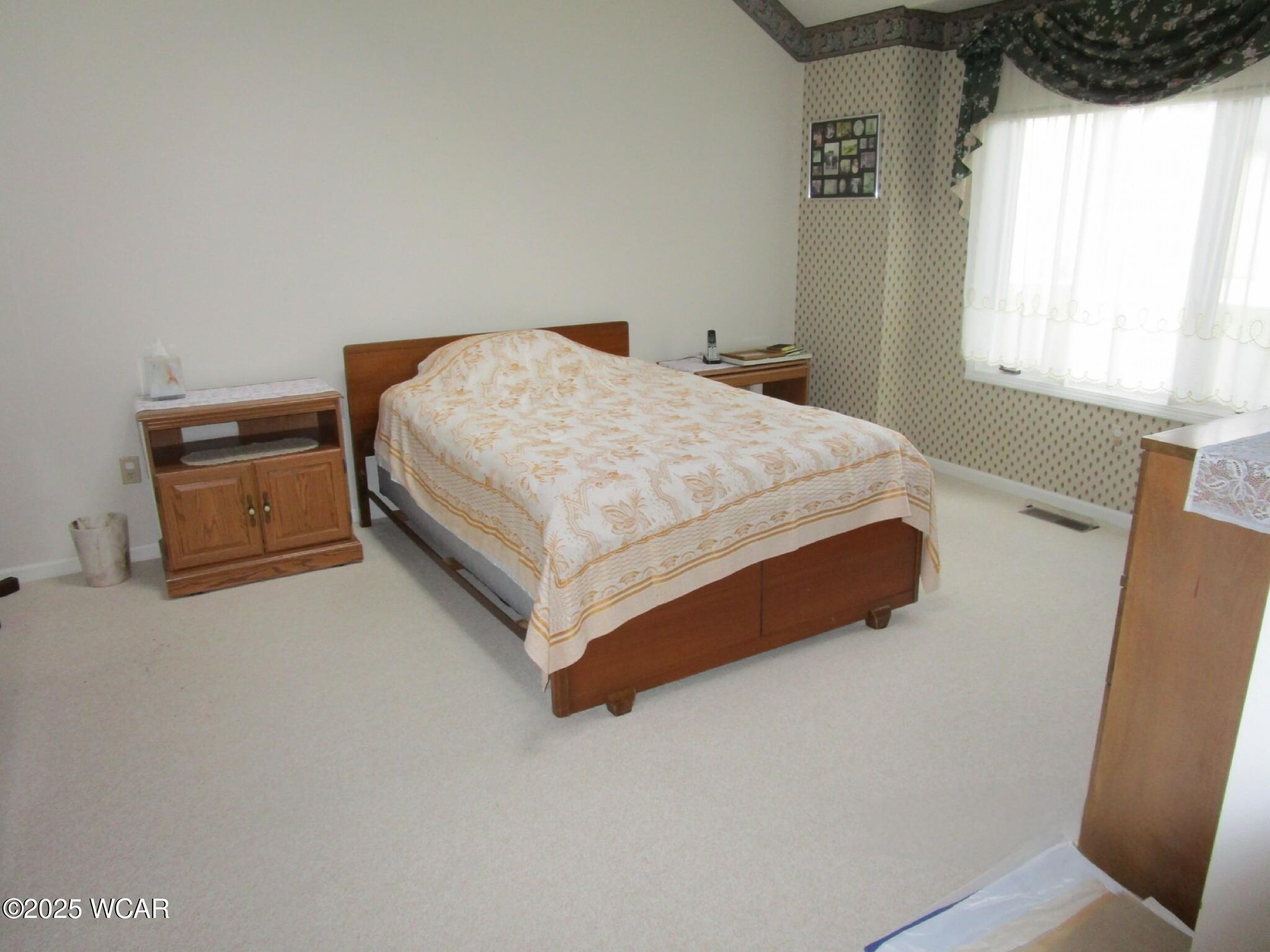 104 Oak Lane Lane, Kenton, Ohio