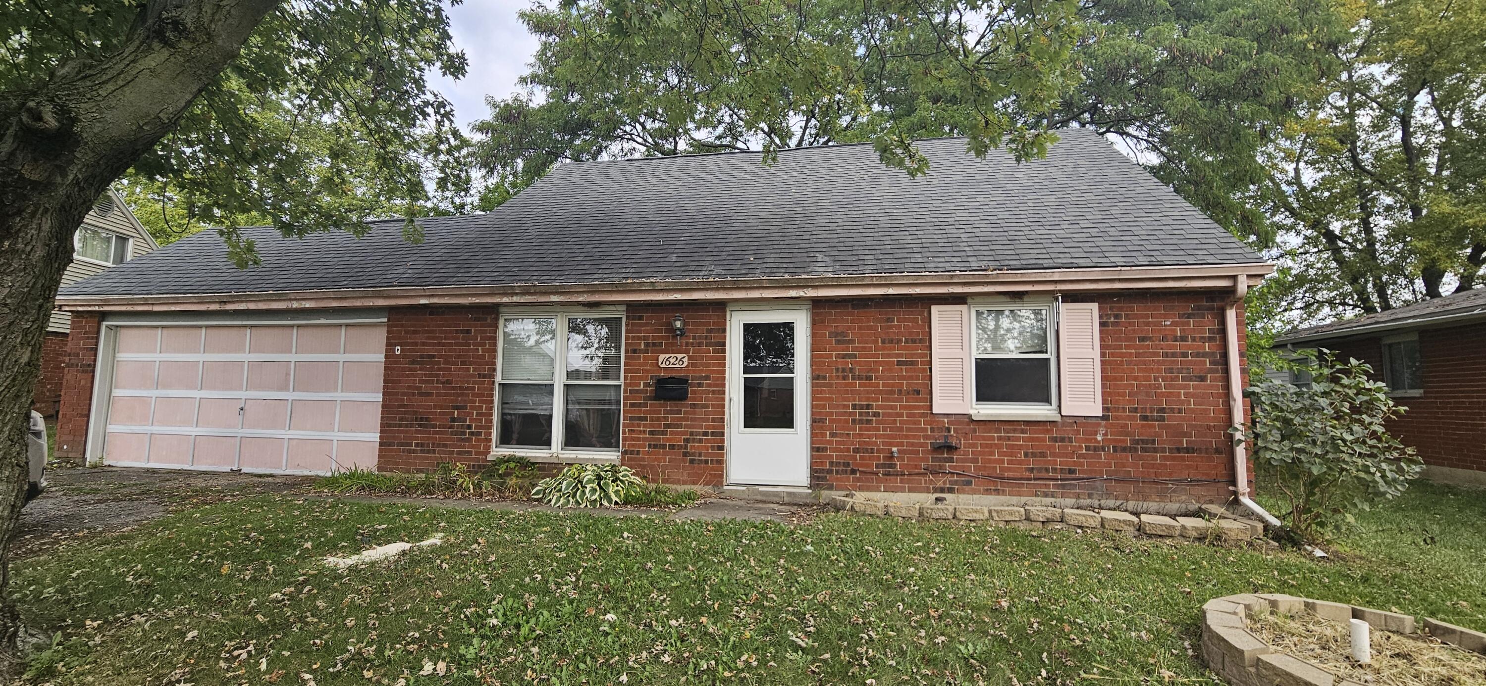 1626 Haverhill Drive, Piqua, Ohio 45356