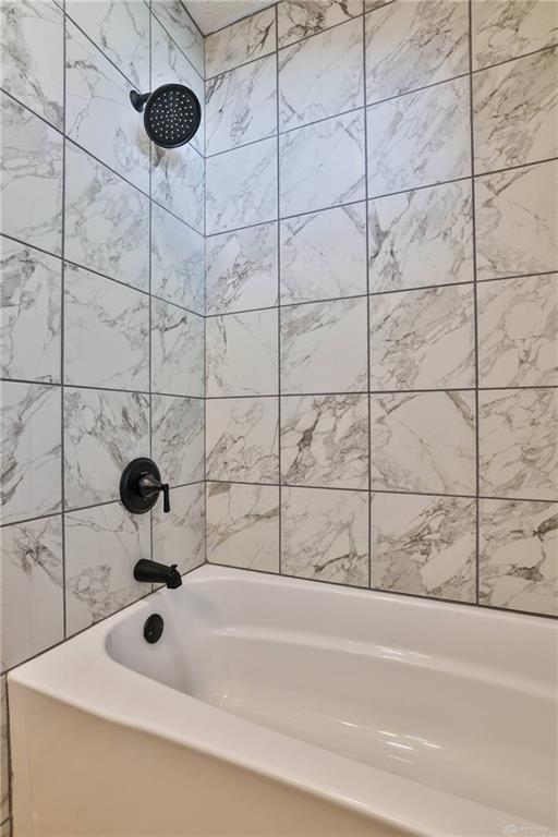 389 Garber Drive, Tipp City, Ohio 45371