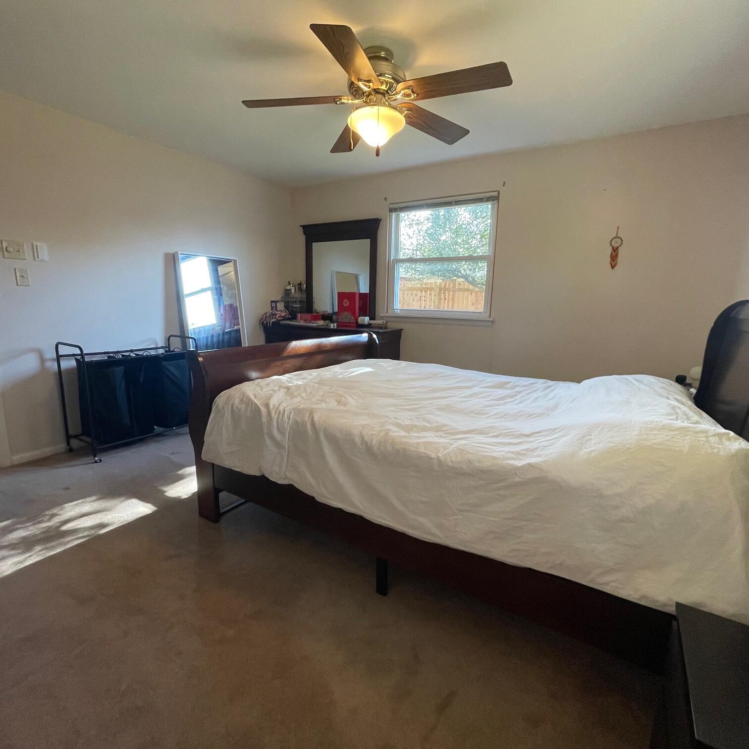 1027 Regan Lane, Springfield, Ohio 45503