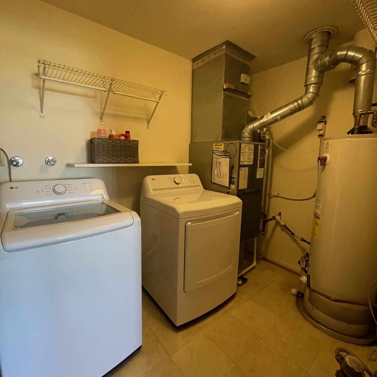 1027 Regan Lane, Springfield, Ohio 45503