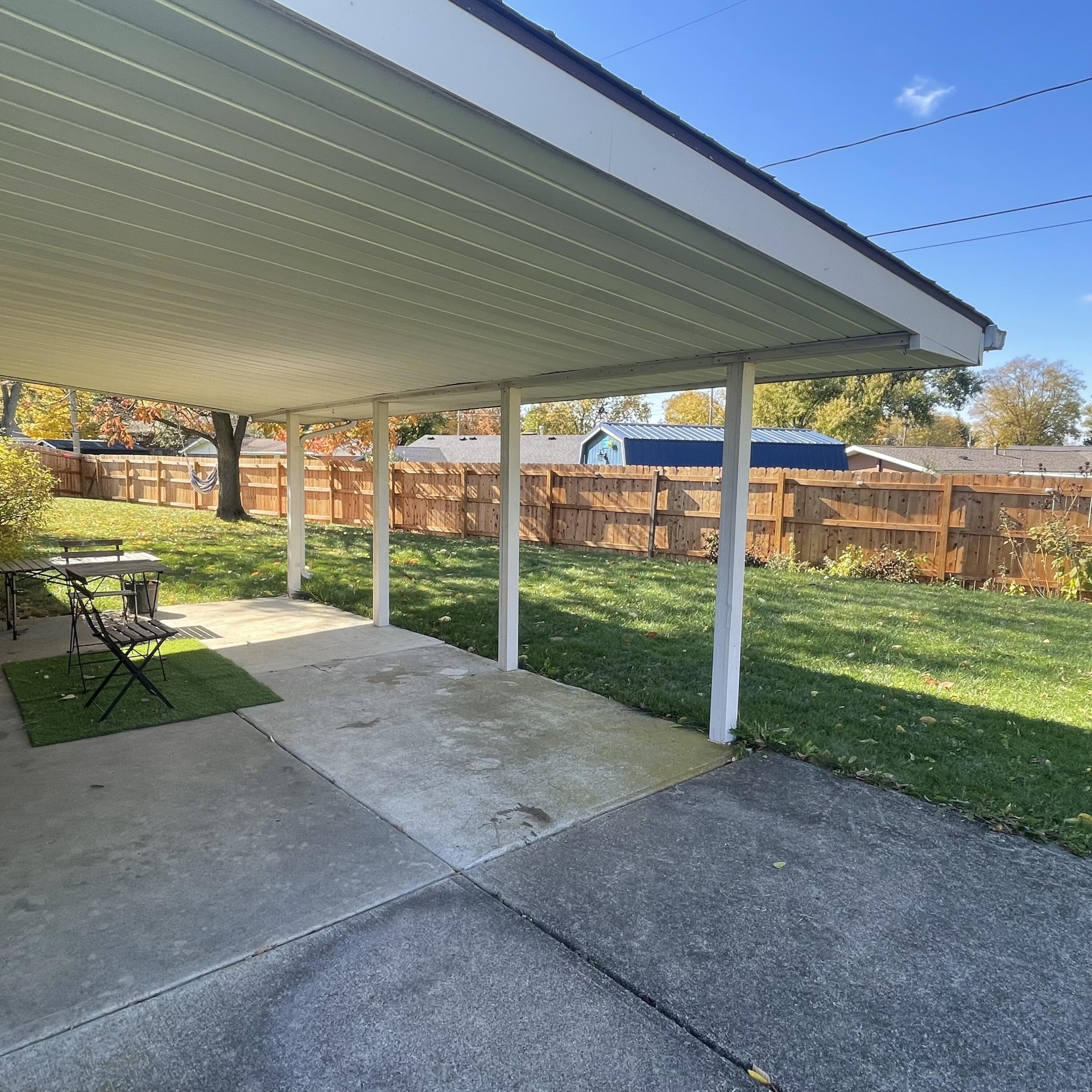 1027 Regan Lane, Springfield, Ohio 45503