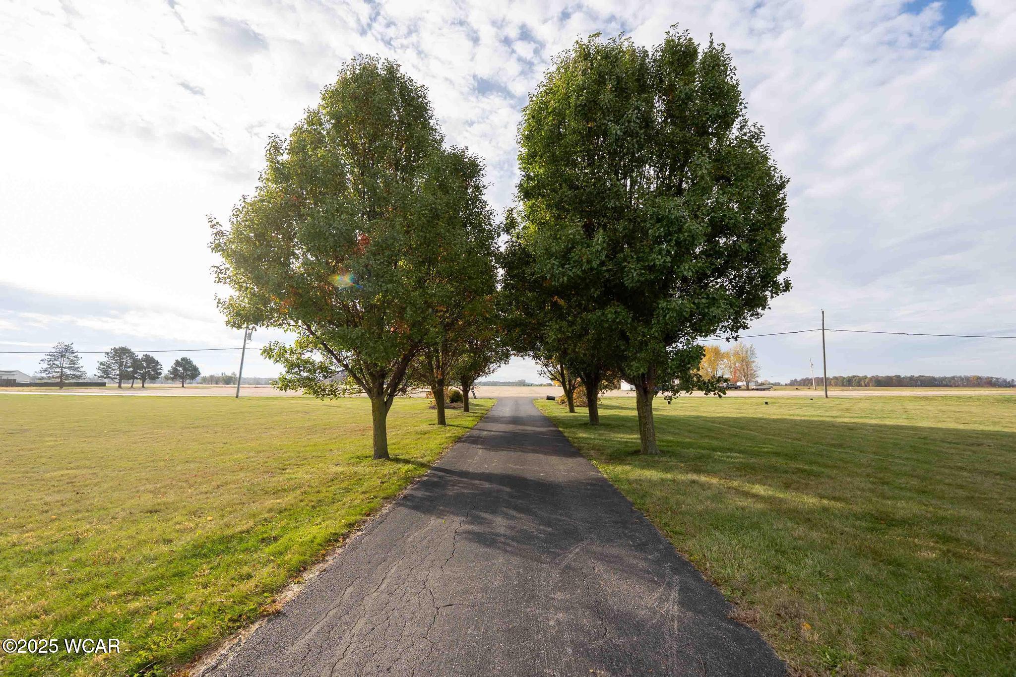 7957 Hillville Road, Bluffton, Ohio