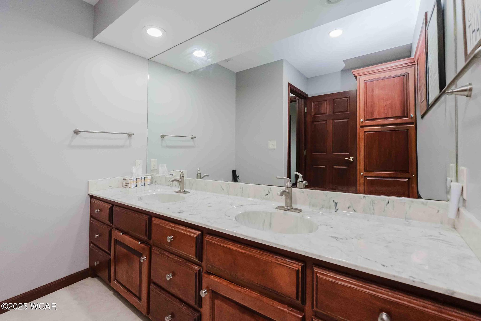 7957 Hillville Road, Bluffton, Ohio