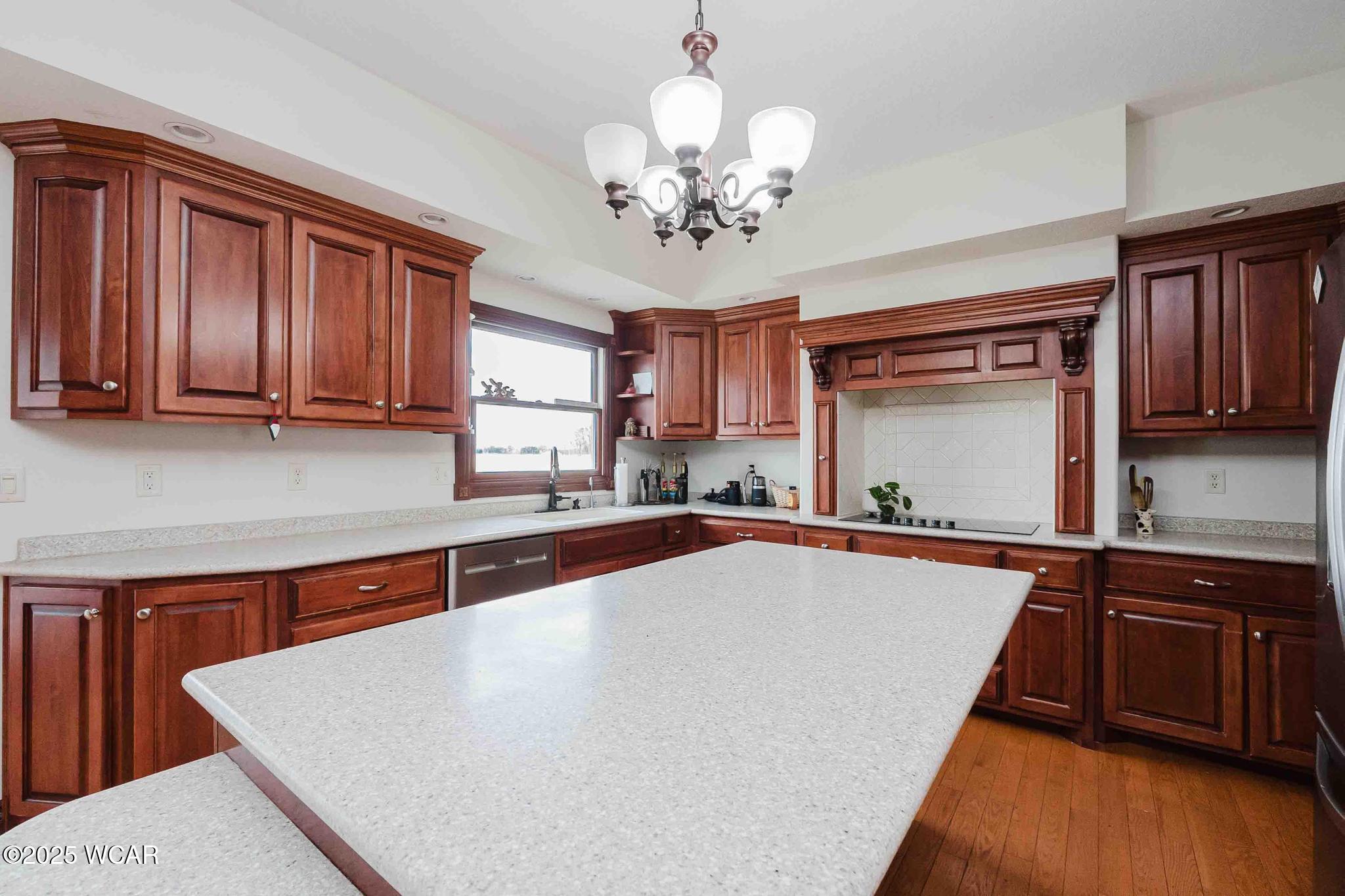 7957 Hillville Road, Bluffton, Ohio