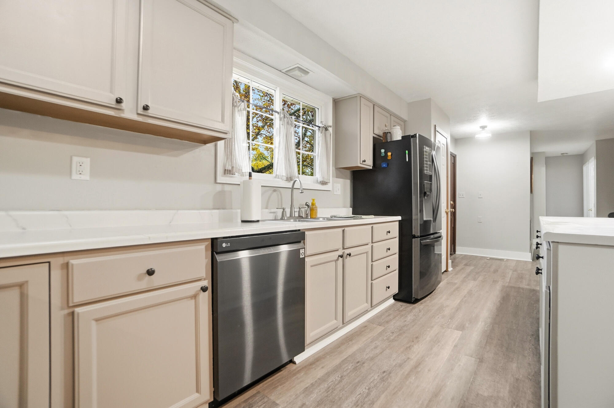 1919 Fairway Drive, Springfield, Ohio 45504