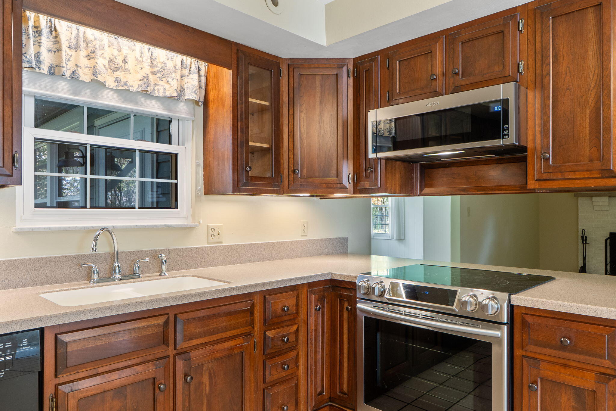 676 Augusta Drive, Fairborn, Ohio 45324