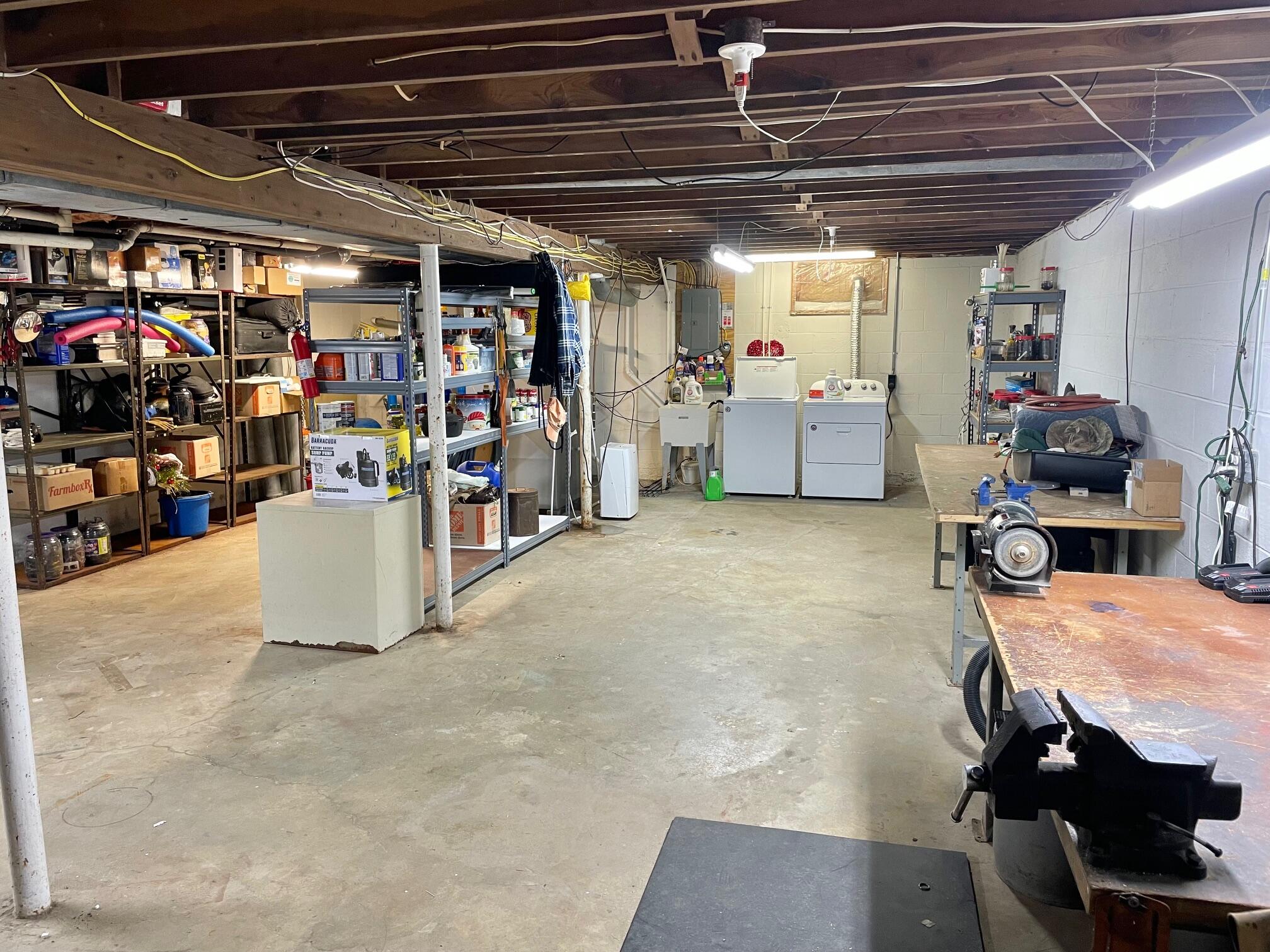 9021 Montgomery County Line Road, Englewood, Ohio 45322