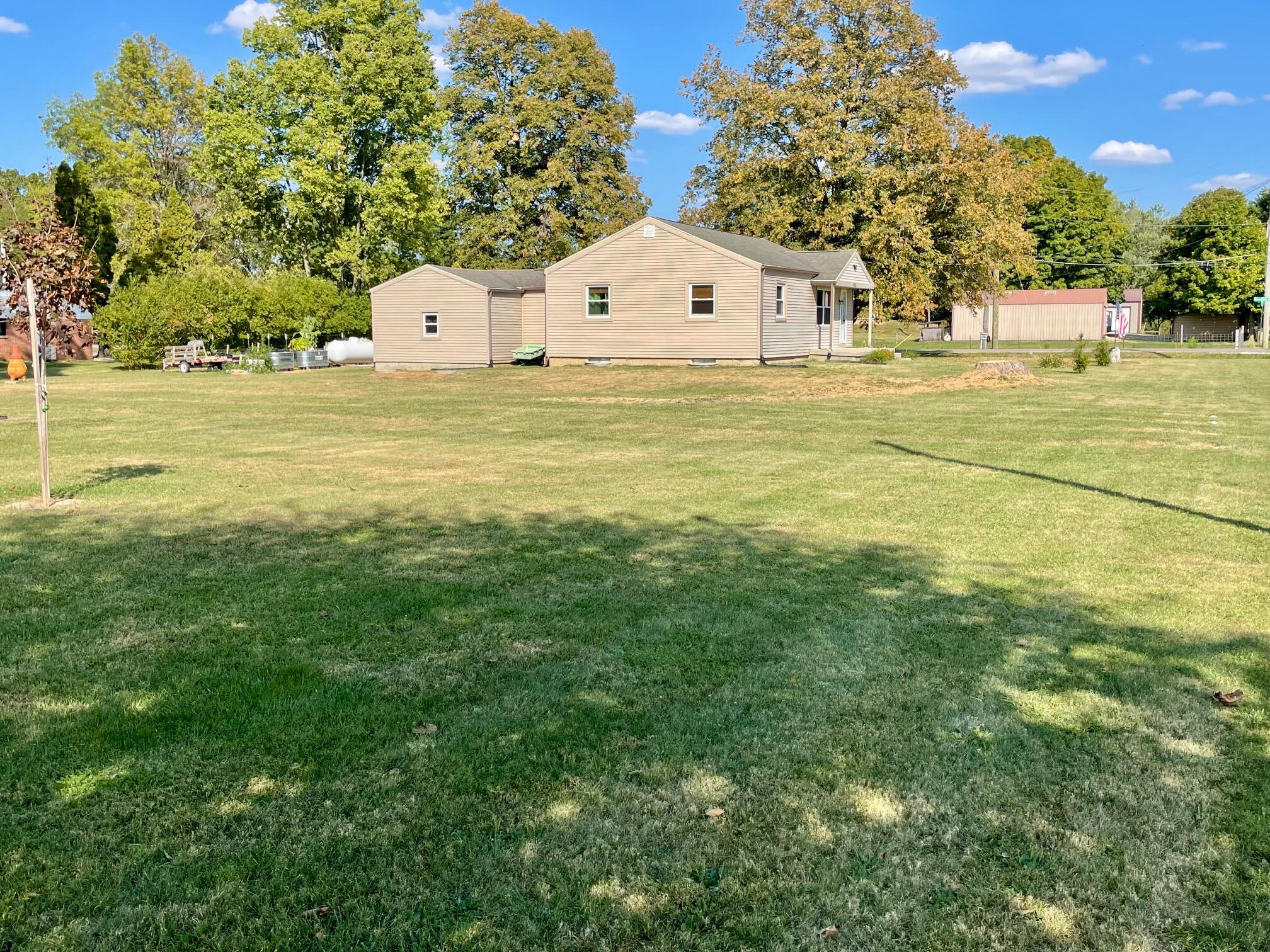 9021 Montgomery County Line Road, Englewood, Ohio 45322