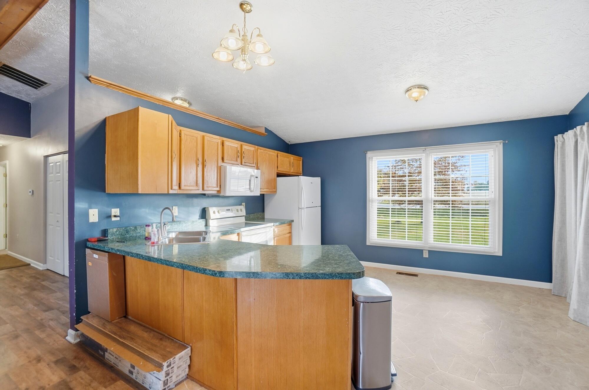 2033 Diamond Mill Road, Brookville, Ohio 45309