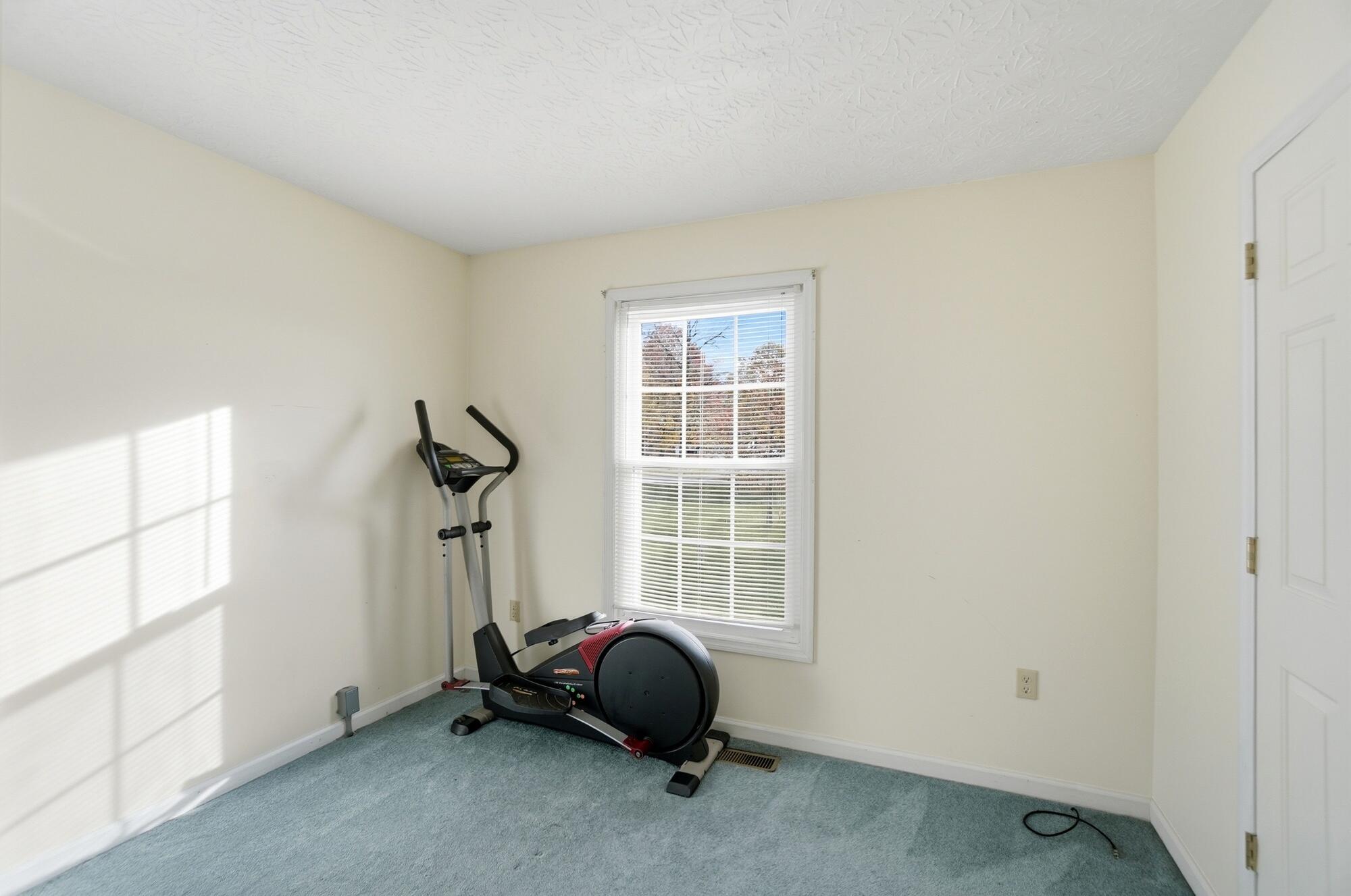 2033 Diamond Mill Road, Brookville, Ohio 45309