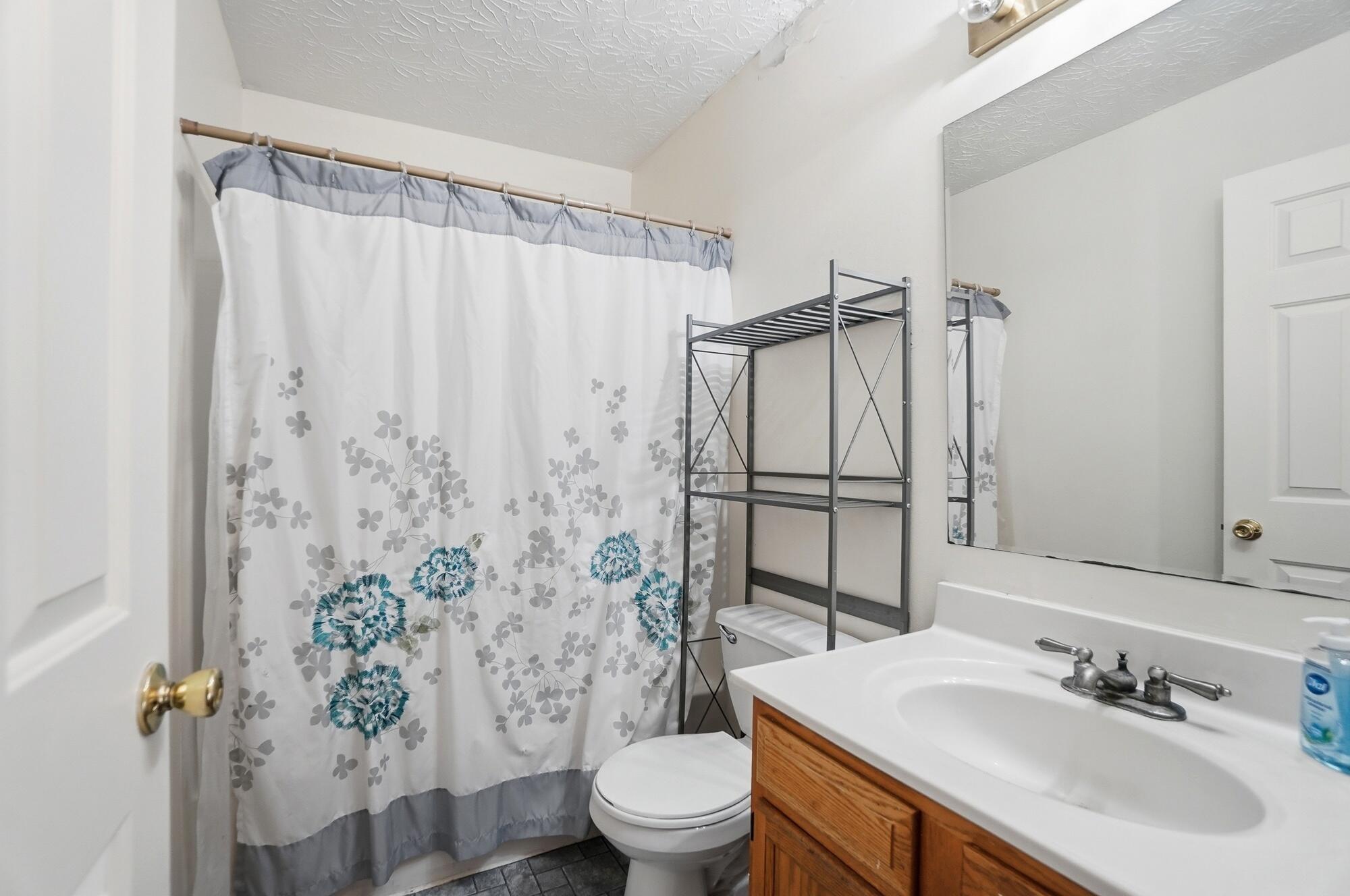 2033 Diamond Mill Road, Brookville, Ohio 45309