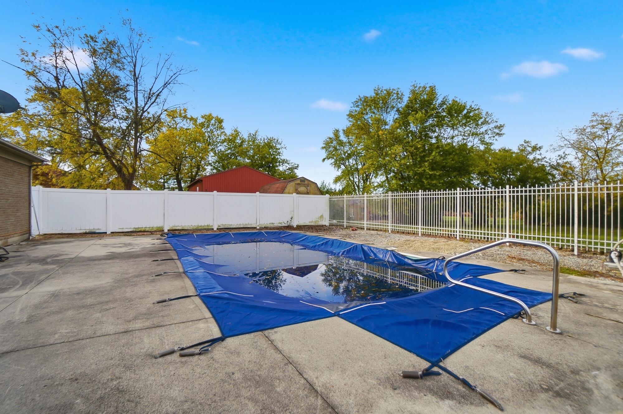 2033 Diamond Mill Road, Brookville, Ohio 45309