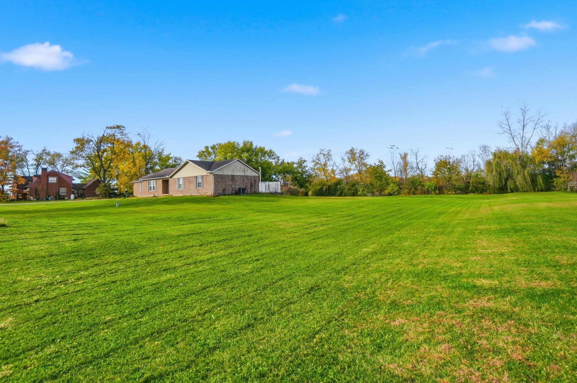 2033 Diamond Mill Road, Brookville, Ohio 45309