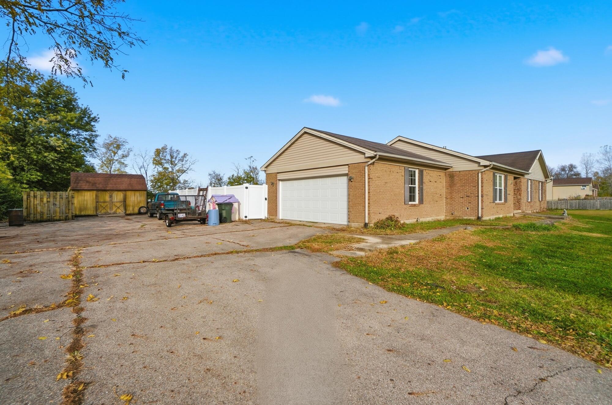 2033 Diamond Mill Road, Brookville, Ohio 45309