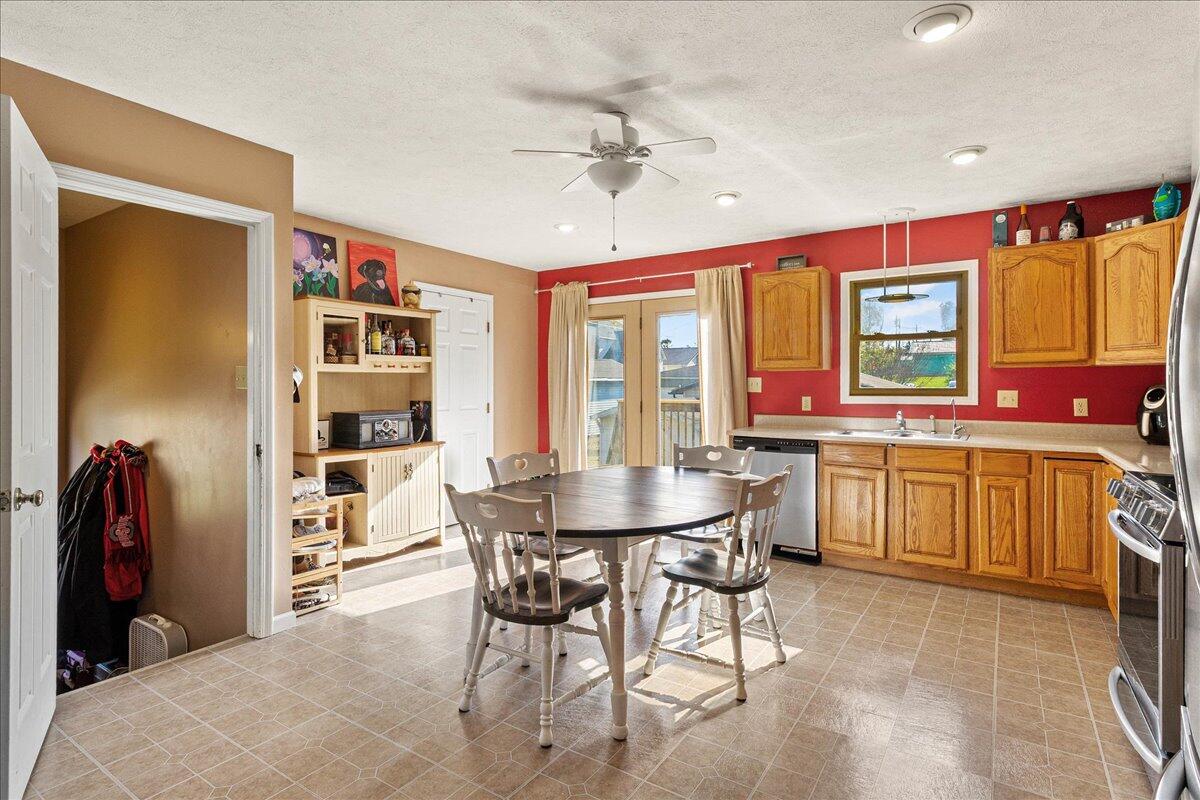 204 Spring Avenue, Bellefontaine, Ohio 43311