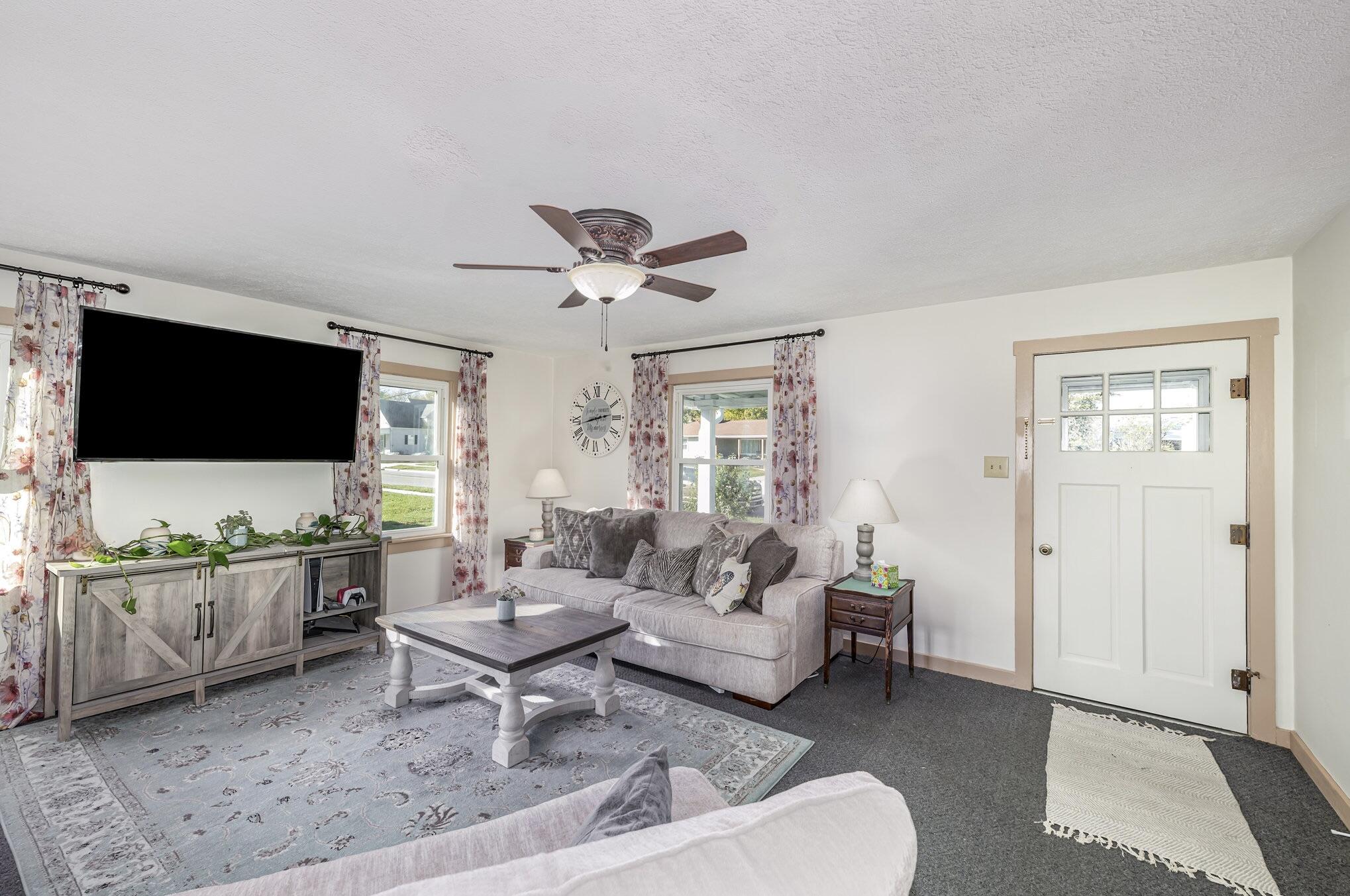 9 Silver Street, Wapakoneta, Ohio 45895