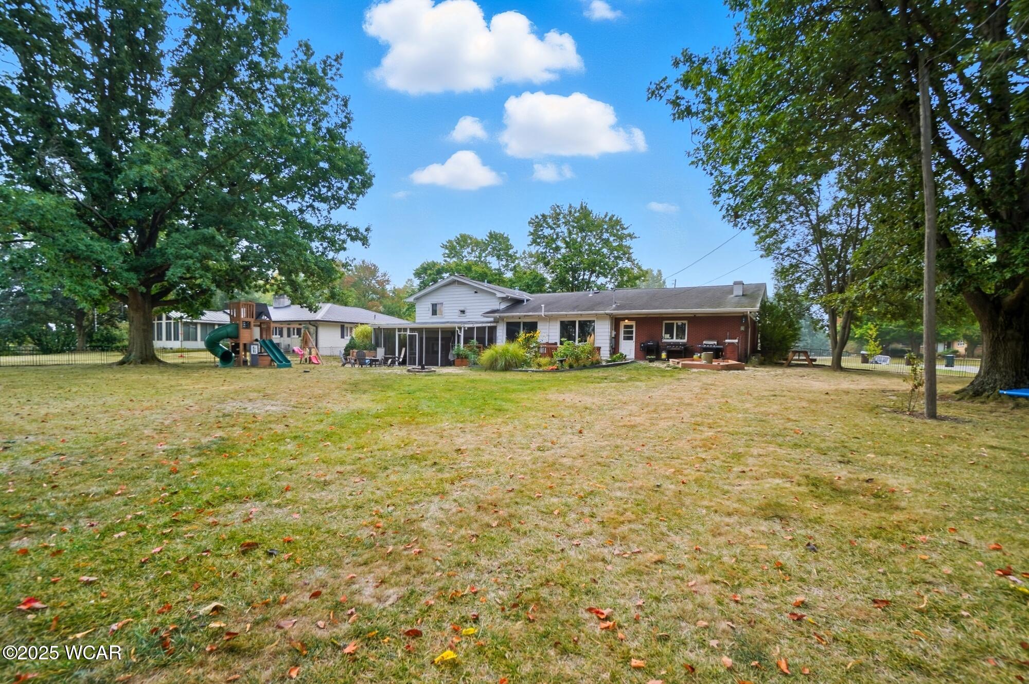 182 Sunset Drive, Bluffton, Ohio