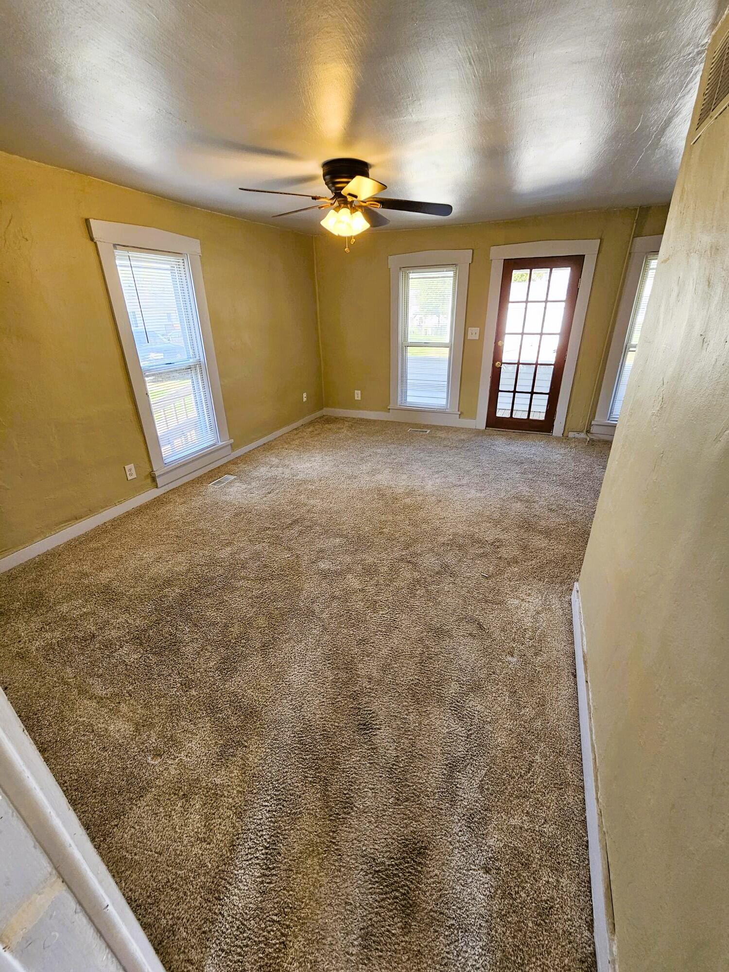 15 Walnut Street, Phillipsburg, Ohio 45354