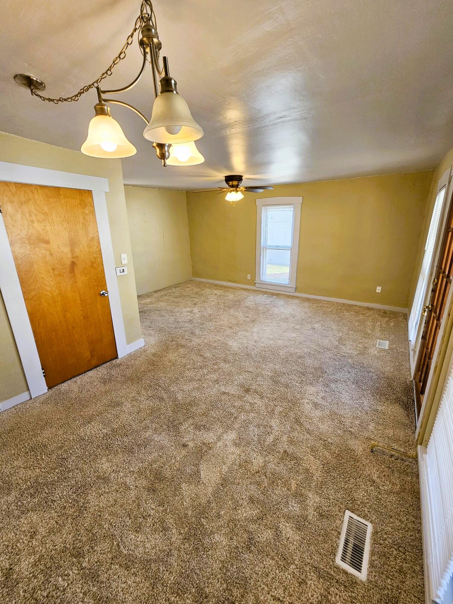 15 Walnut Street, Phillipsburg, Ohio 45354