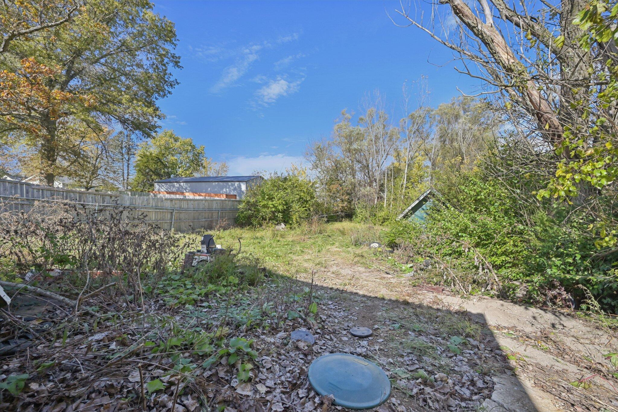 3650 Wood Lane, London, Ohio 43140