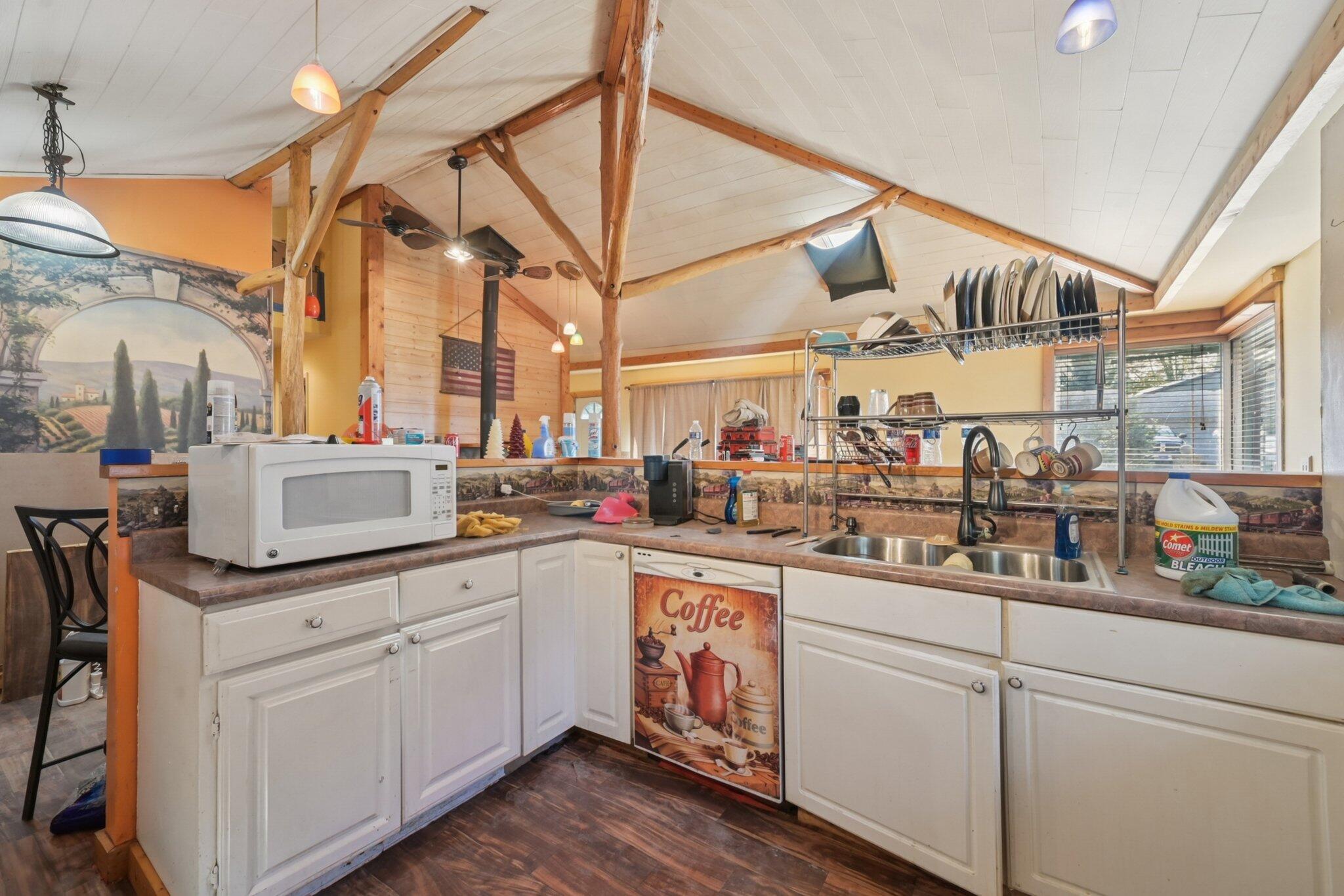 3650 Wood Lane, London, Ohio 43140