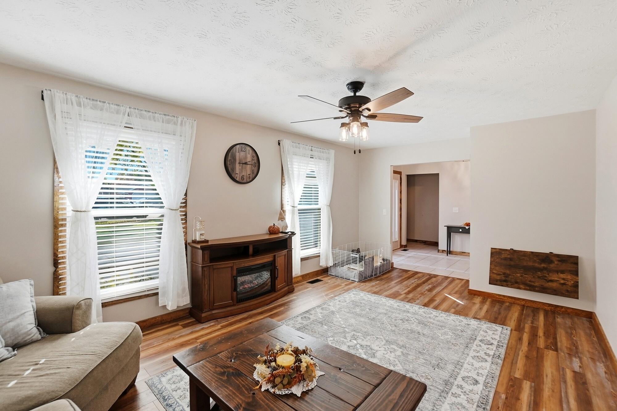 1525 Brookfield Lane, Troy, Ohio 45373