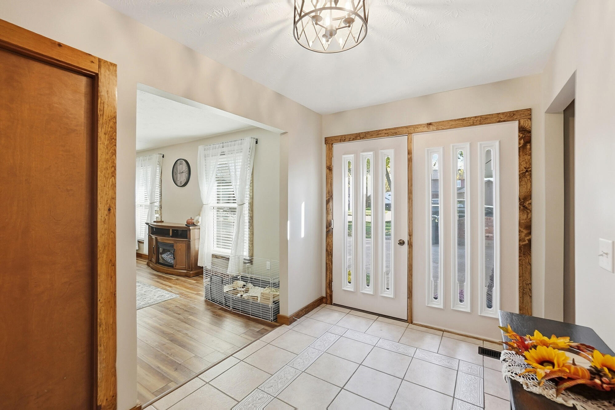 1525 Brookfield Lane, Troy, Ohio 45373