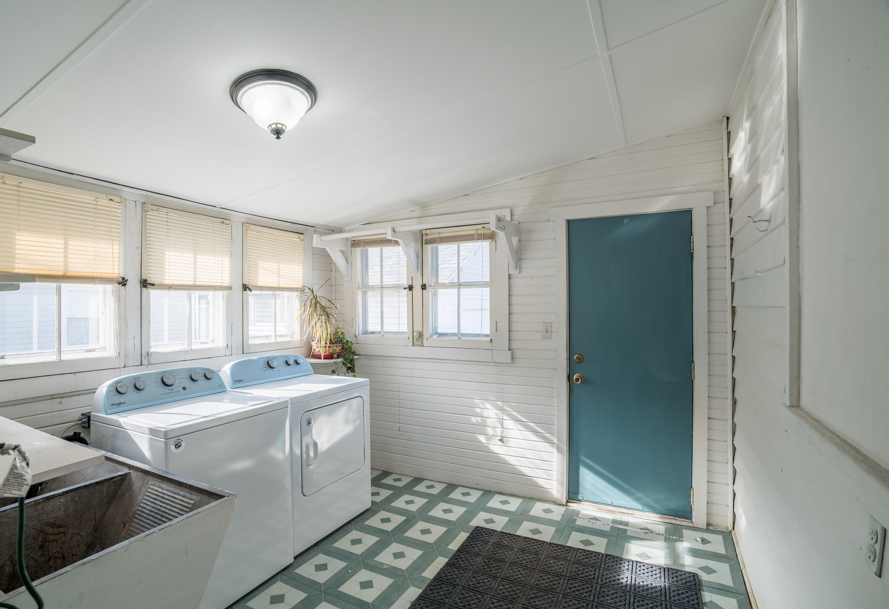 105 Market Street, West Milton, Ohio 45383