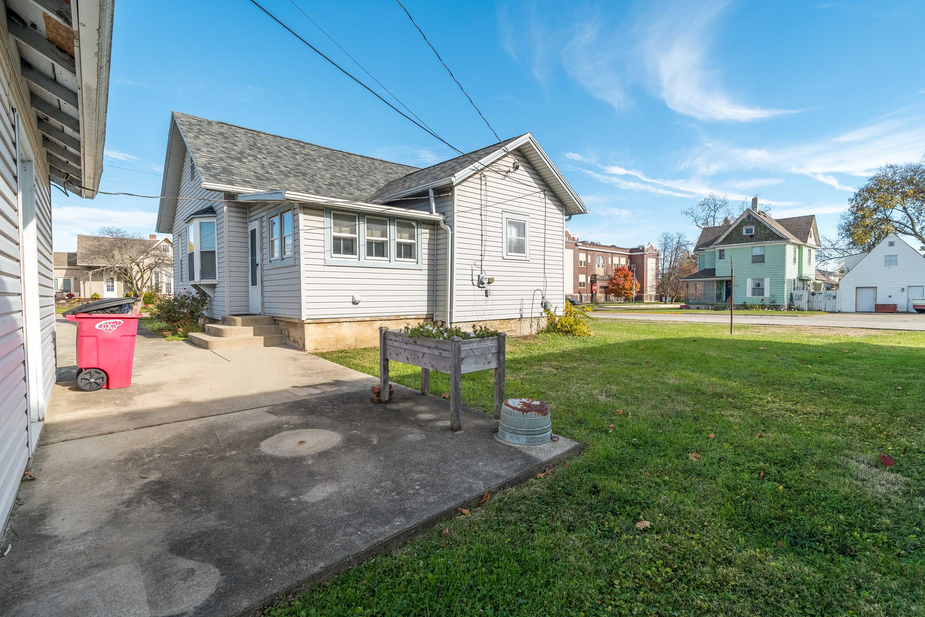 105 Market Street, West Milton, Ohio 45383