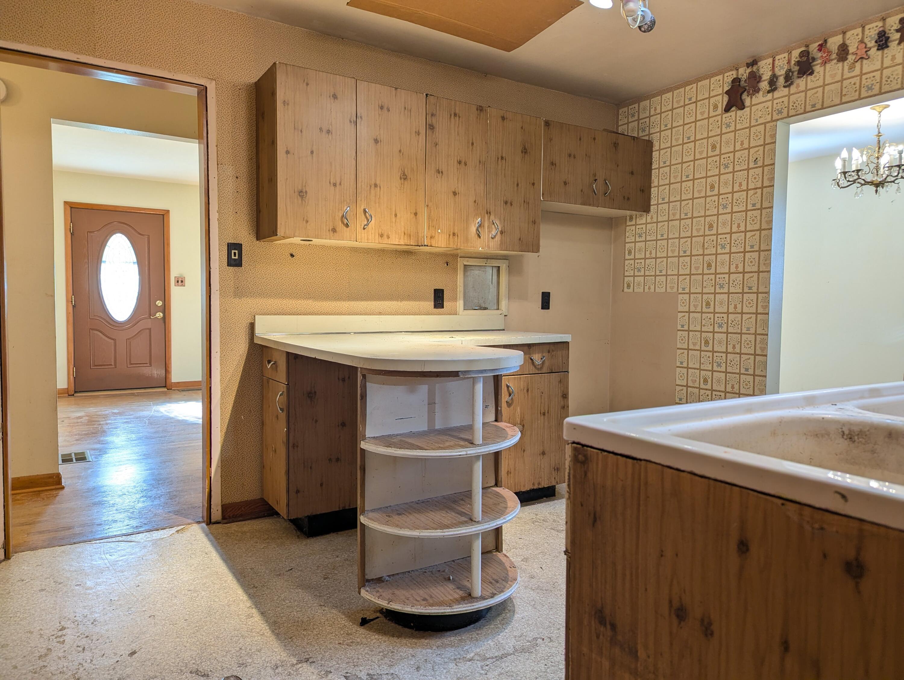 572 Piney Branch Drive, Springfield, Ohio 45503