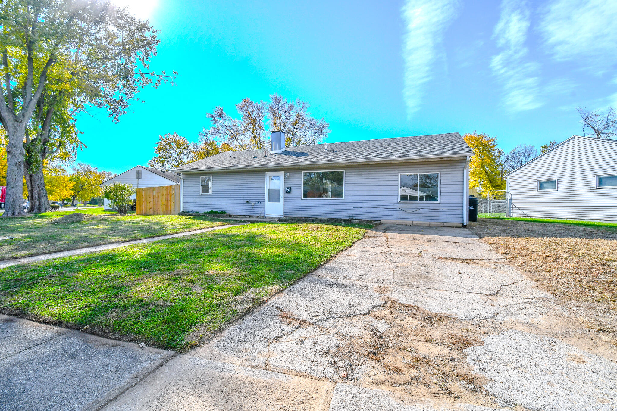 128 Marchmont Drive, Fairborn, Ohio 45324