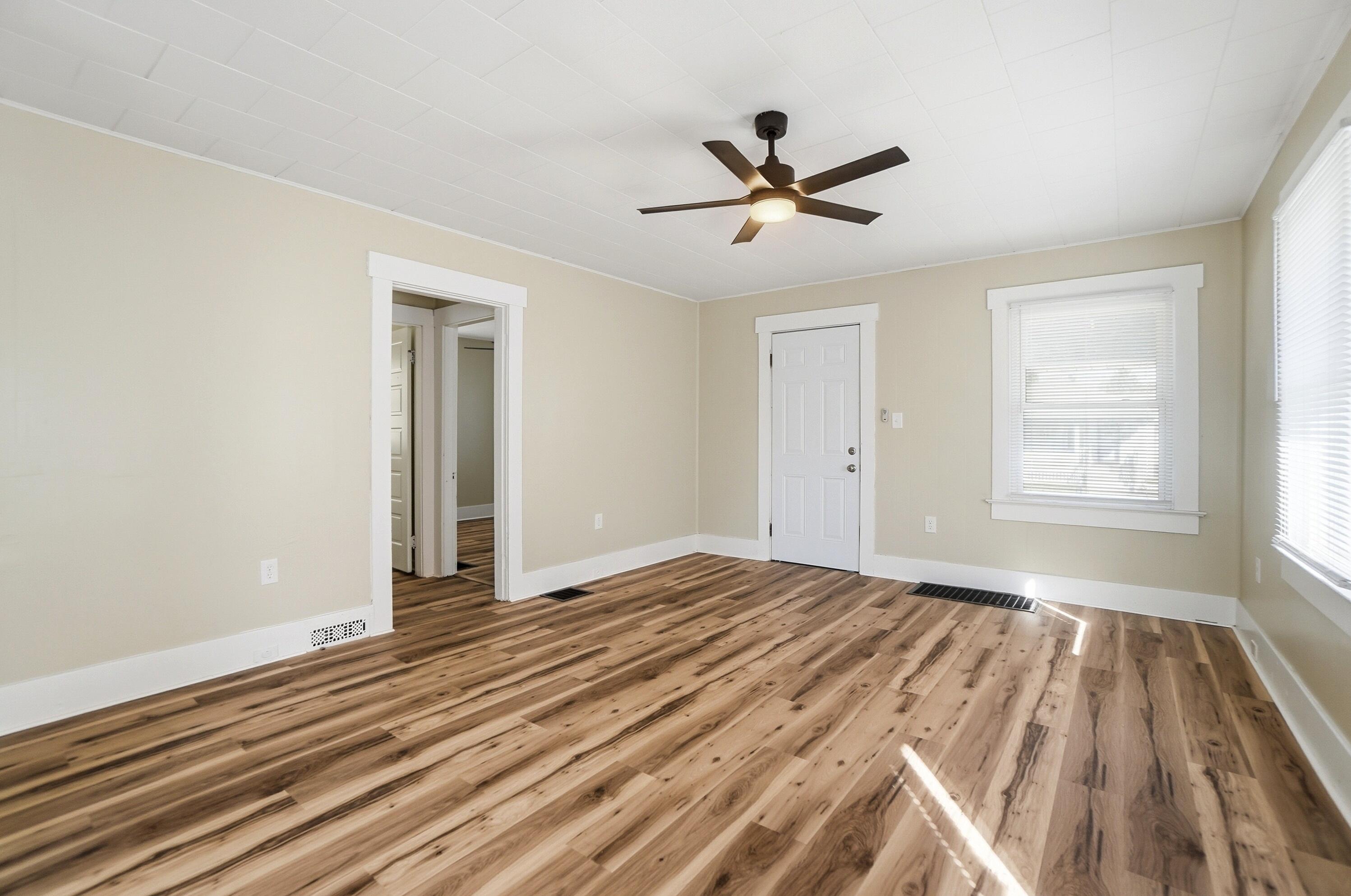 2115 Hoppes Avenue, Springfield, Ohio 45503