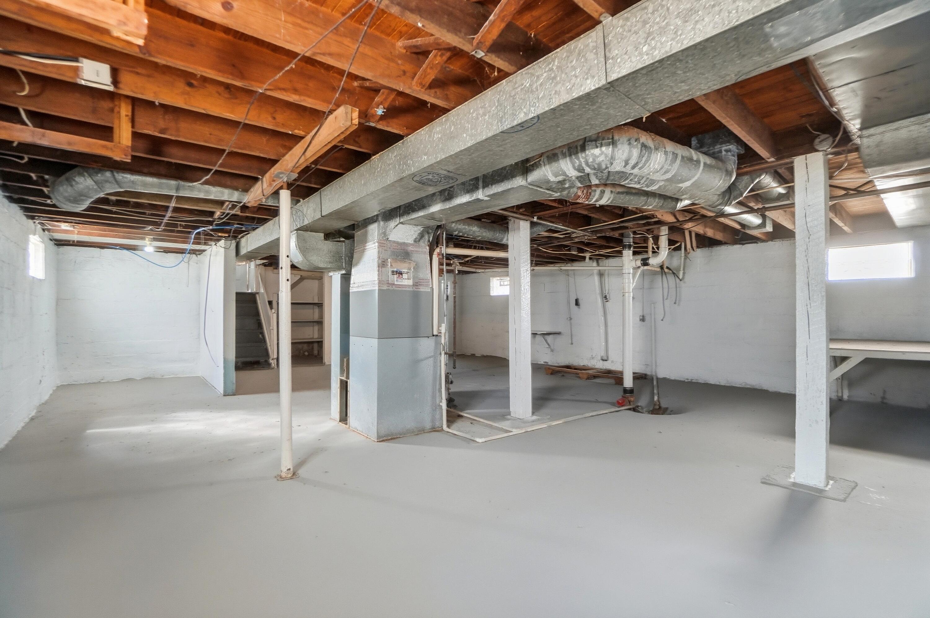 2115 Hoppes Avenue, Springfield, Ohio 45503