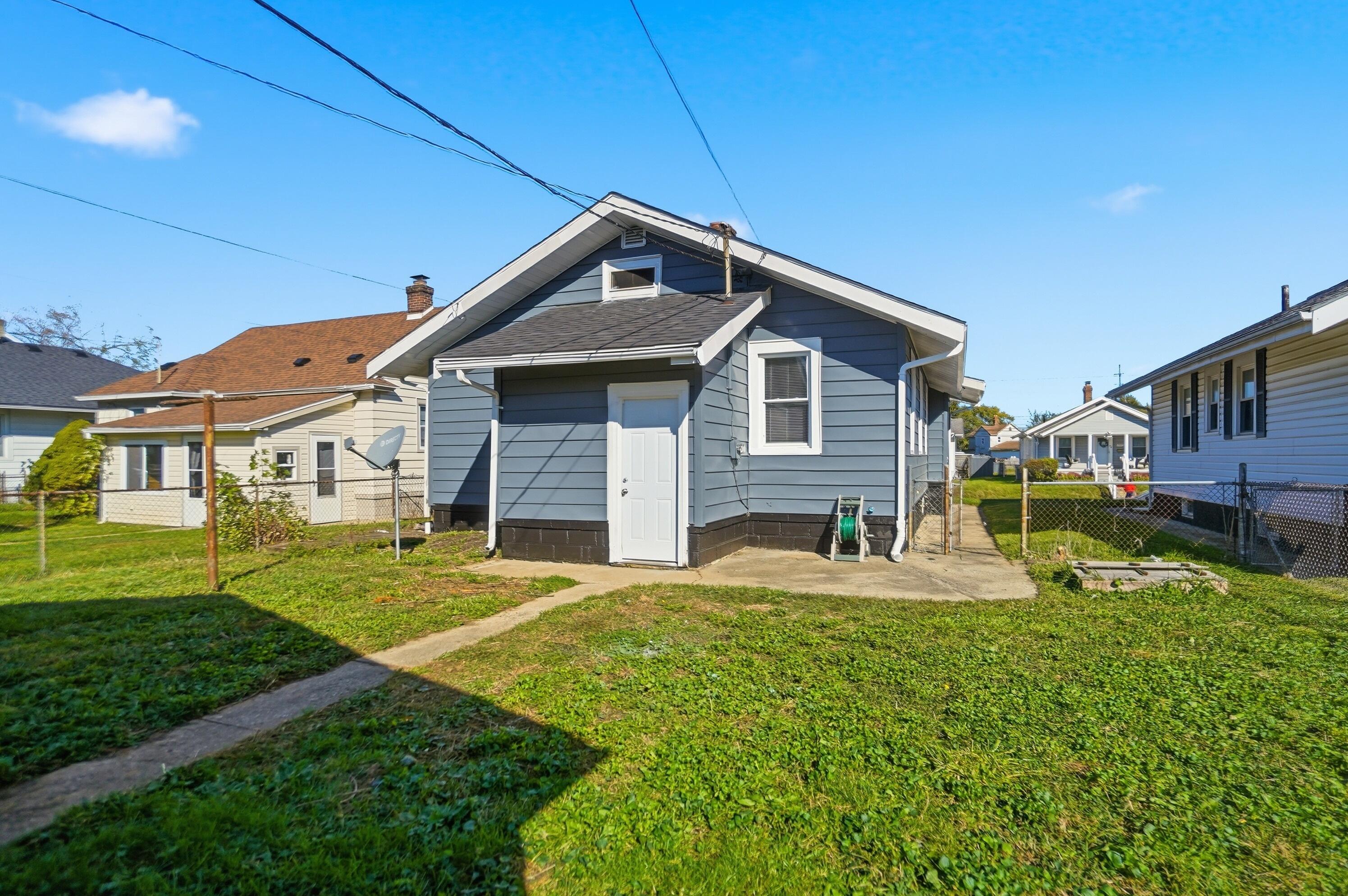 2115 Hoppes Avenue, Springfield, Ohio 45503