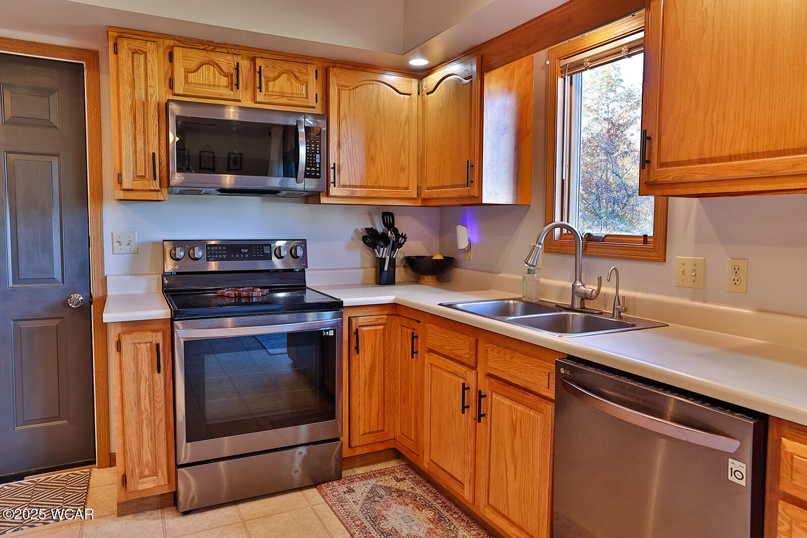 647 Fisher Road, Lima, Ohio