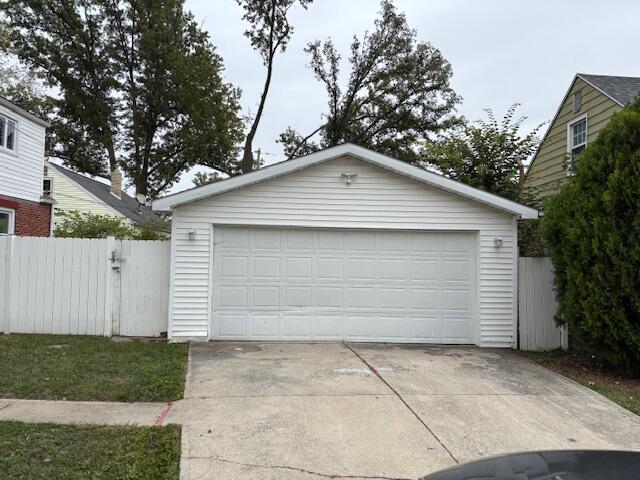 2191 Lakewood Avenue, Lima, Ohio 45805