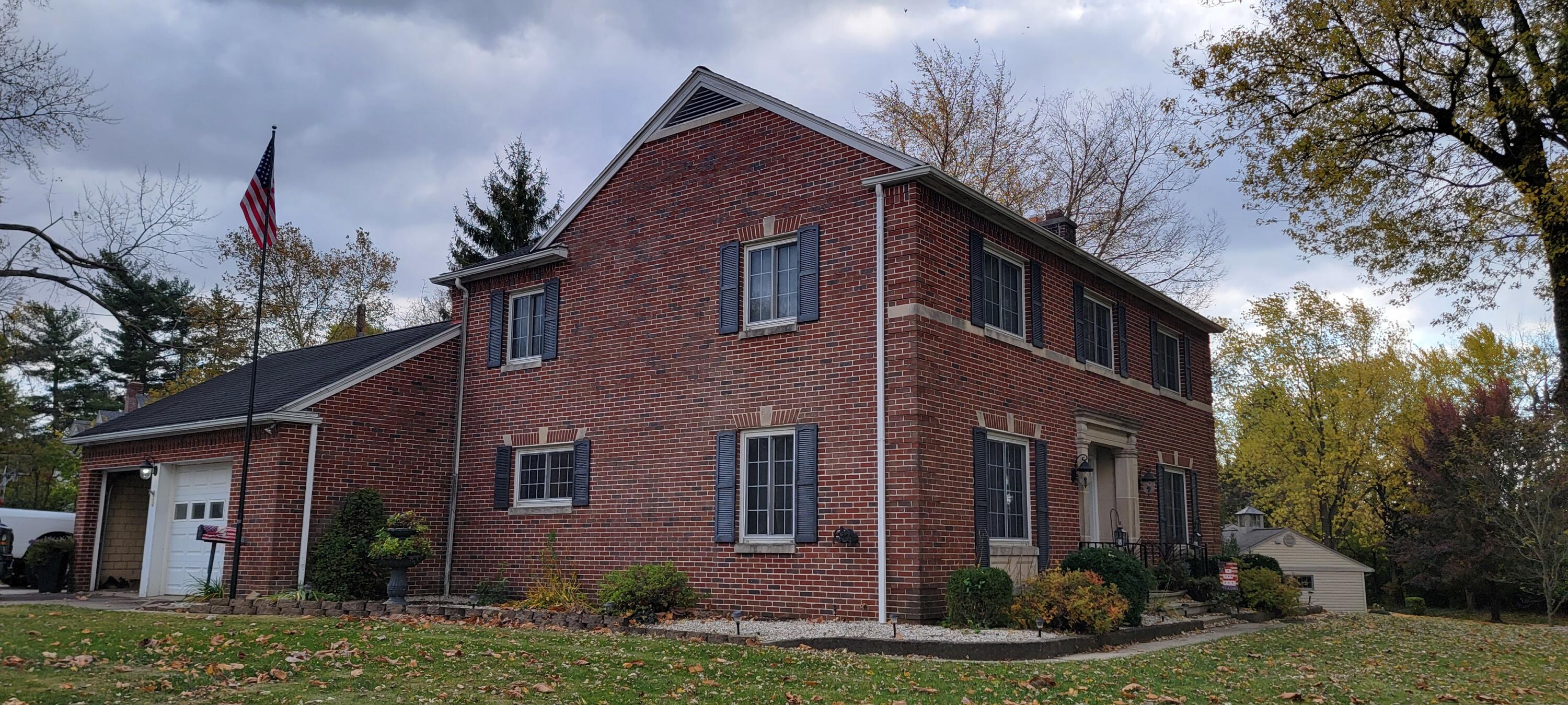 1516 Bon Air Circle, Sidney, Ohio 45365