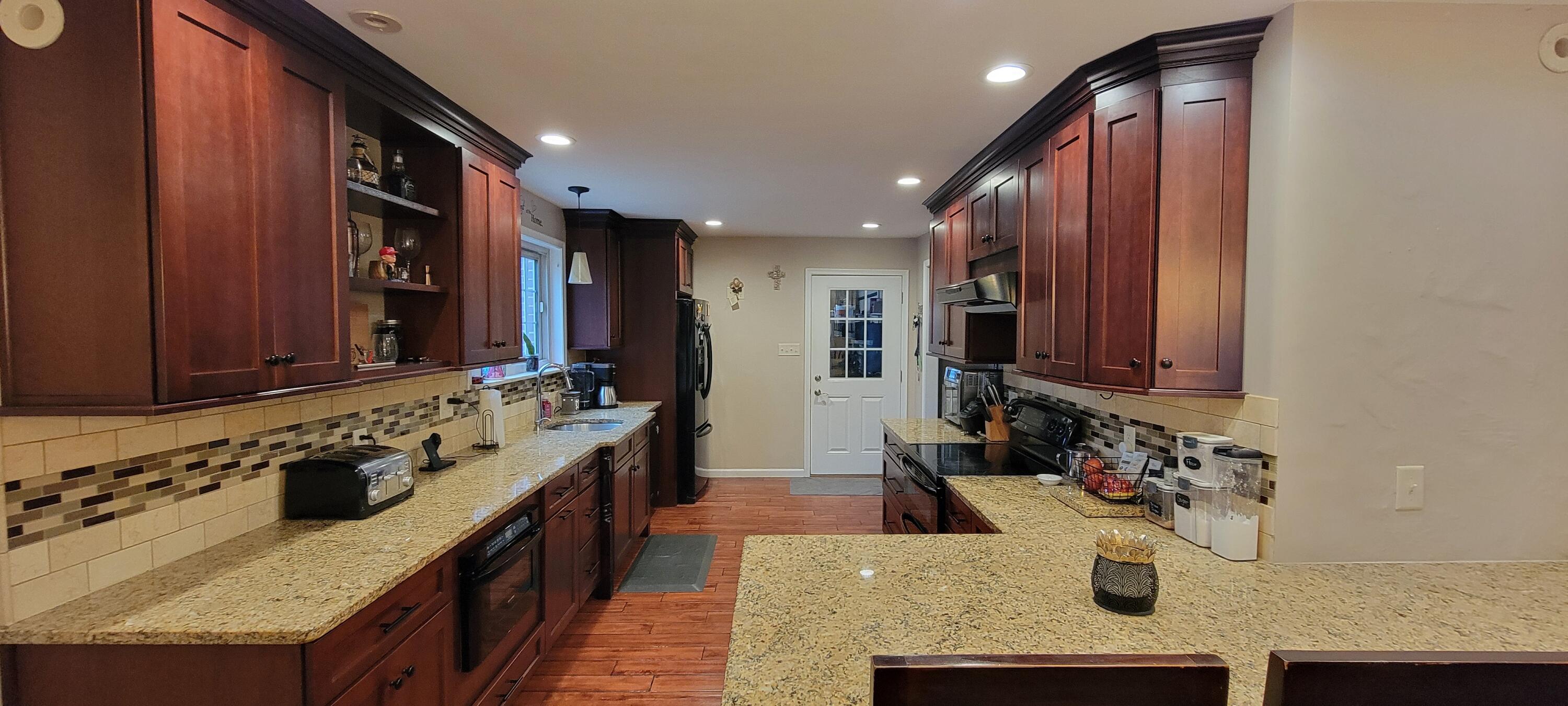 1516 Bon Air Circle, Sidney, Ohio 45365