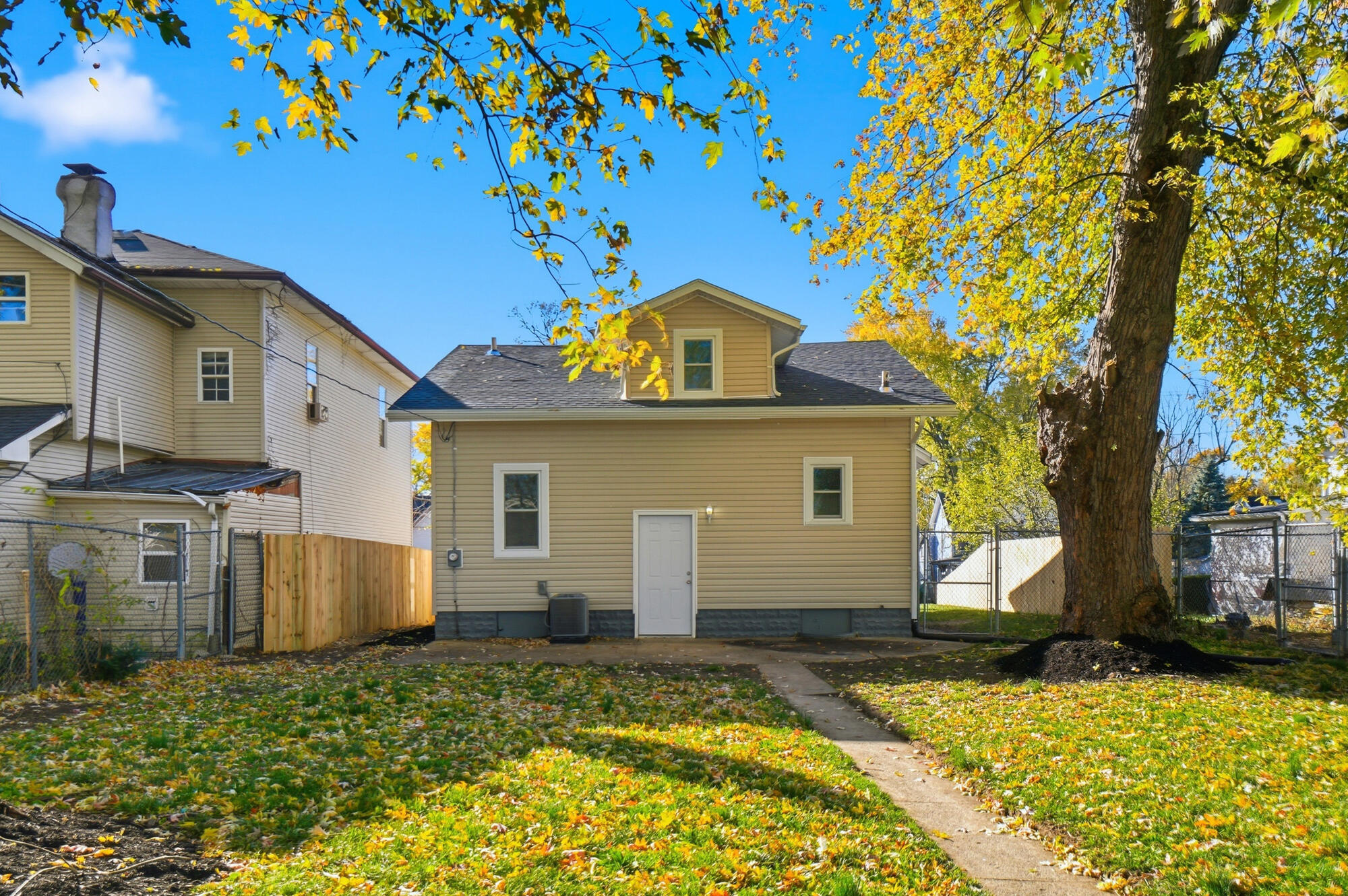 1212 Pleasant Street, Springfield, Ohio 45506