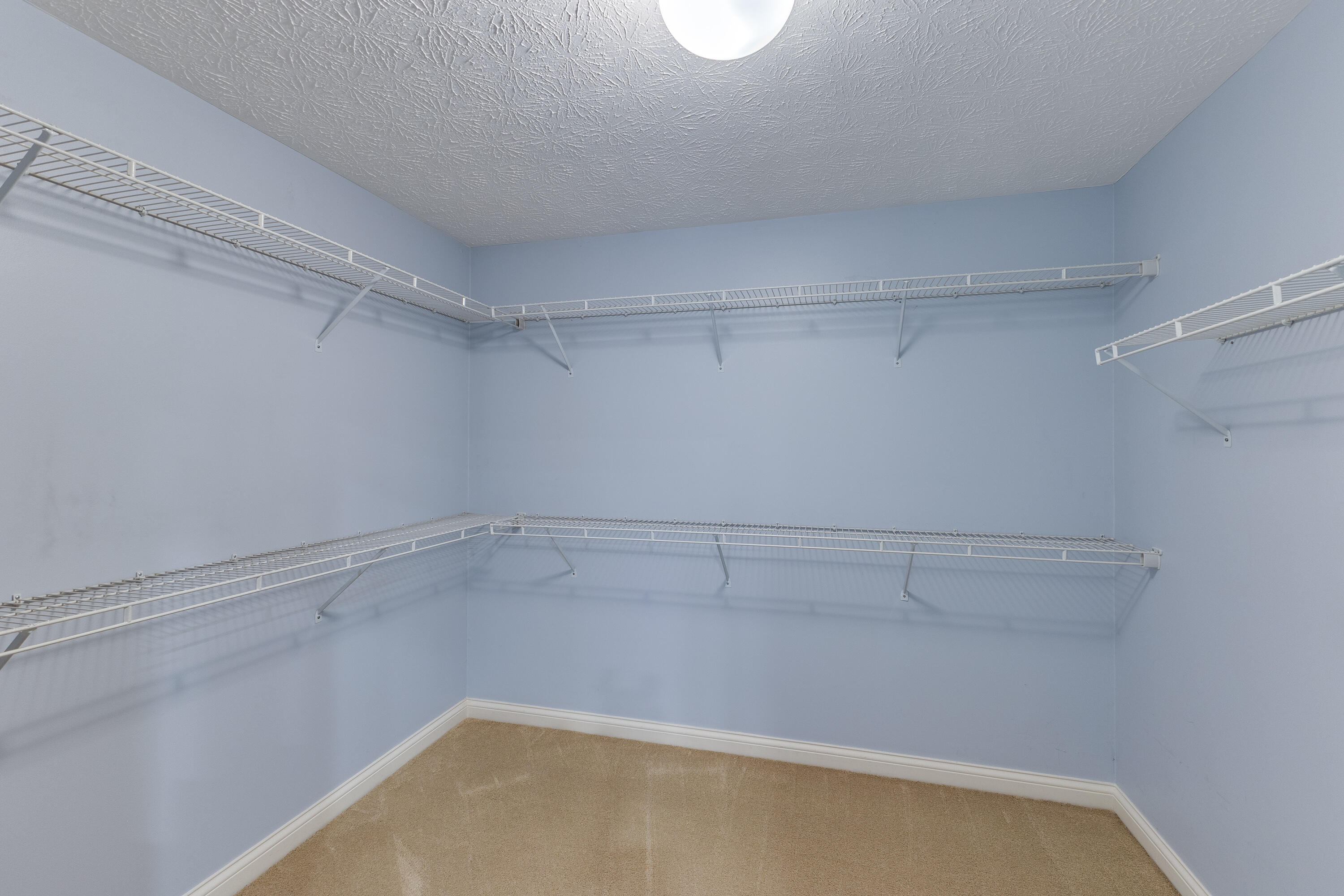 1052 Forest Crest Place, Vandalia, Ohio 45377