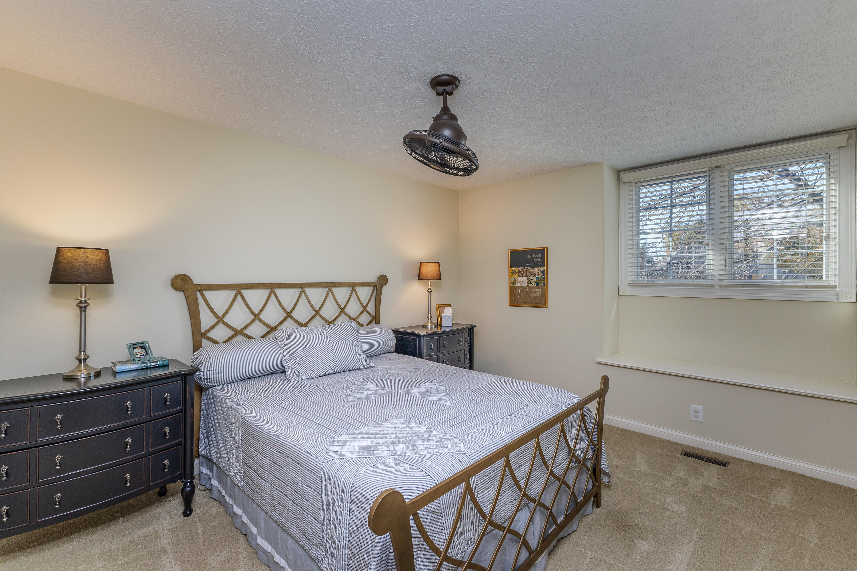 1052 Forest Crest Place, Vandalia, Ohio 45377