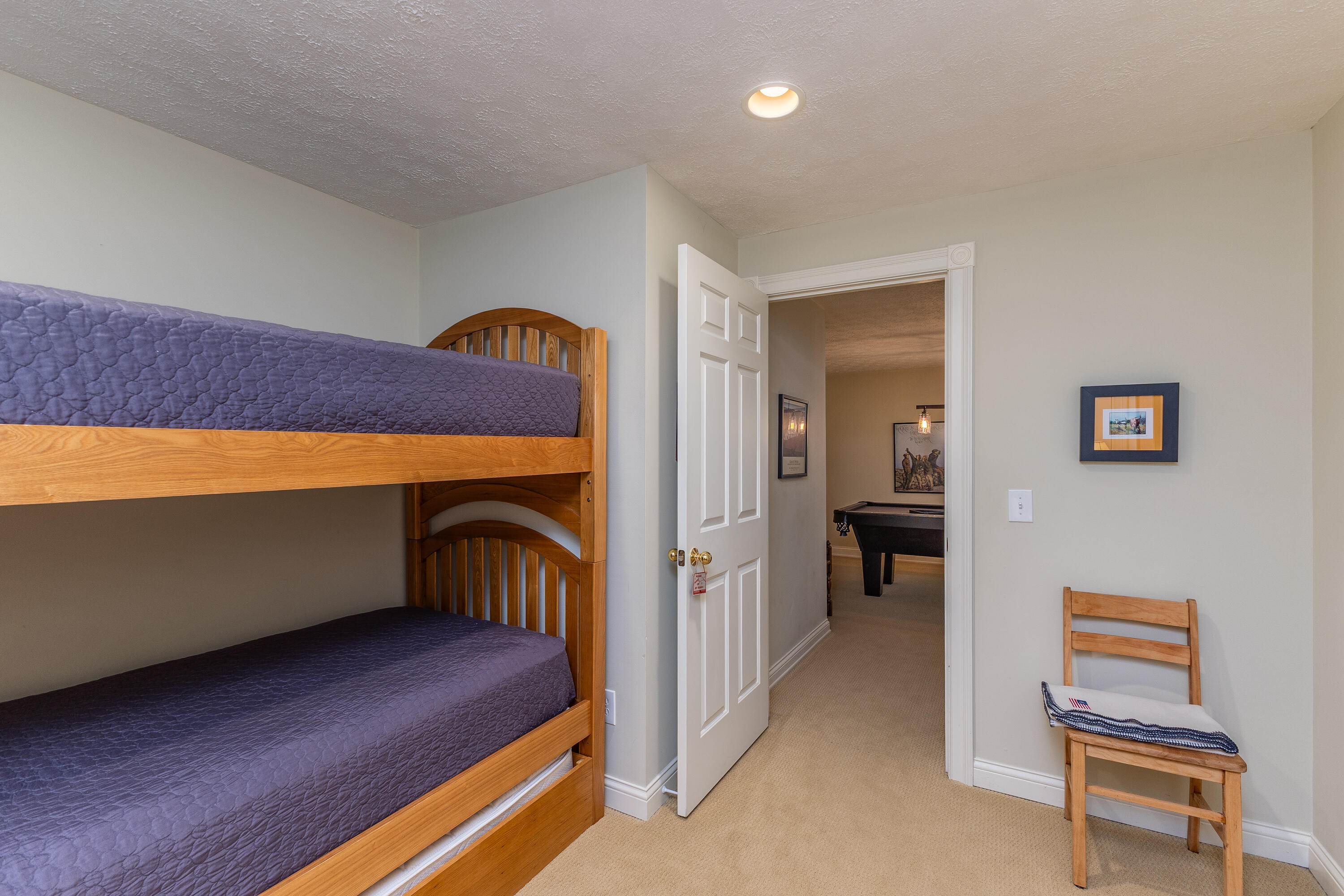 1052 Forest Crest Place, Vandalia, Ohio 45377