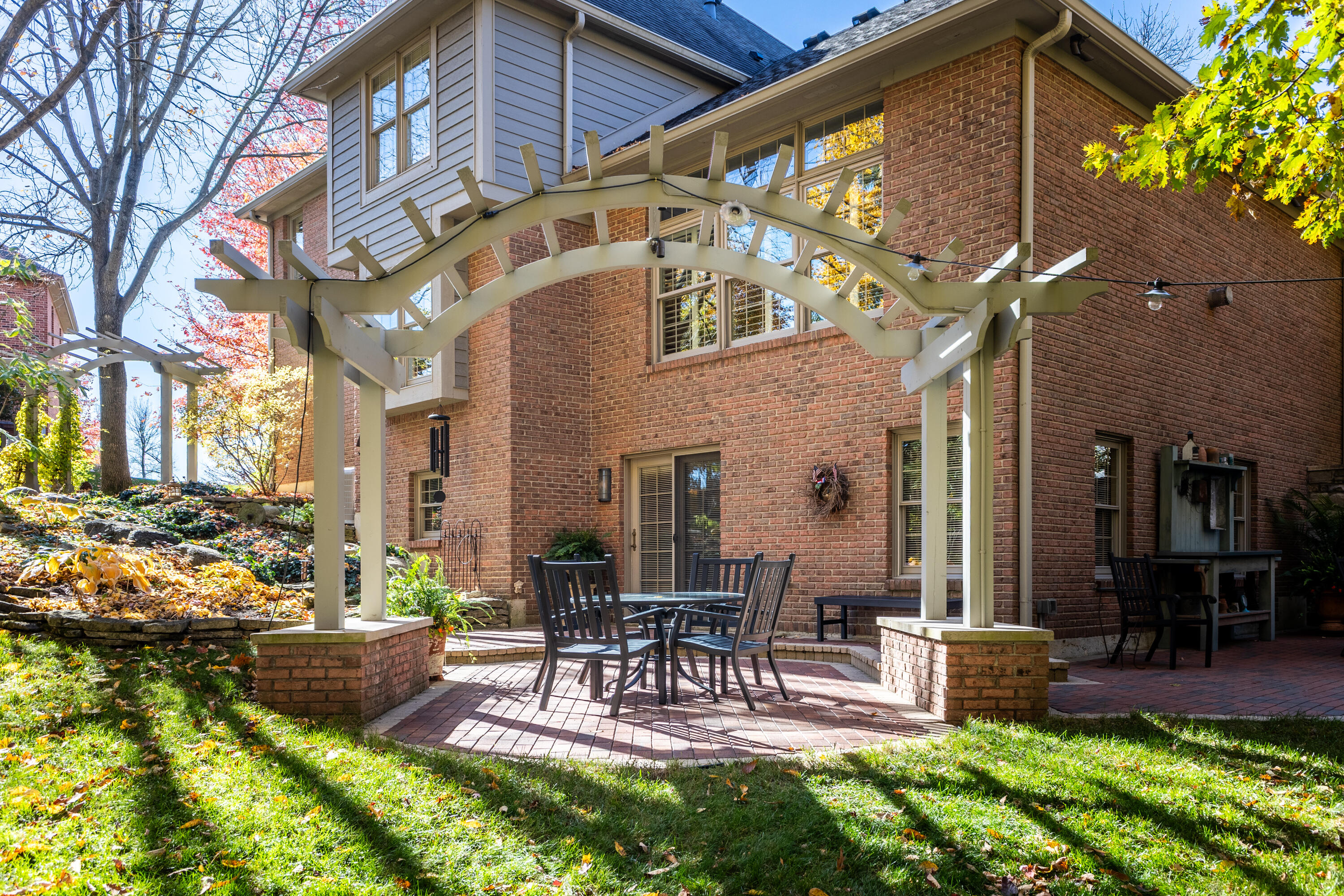 1052 Forest Crest Place, Vandalia, Ohio 45377