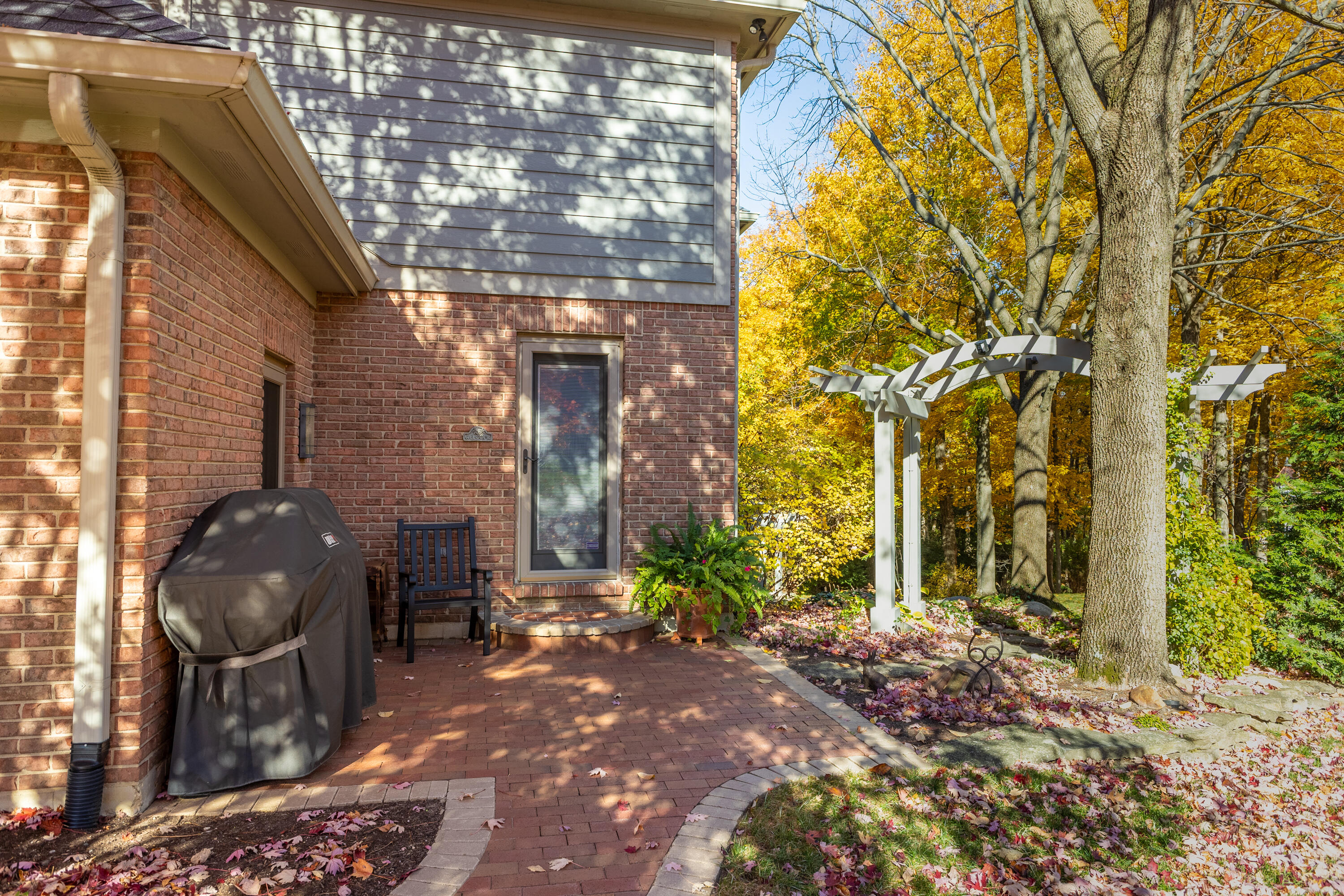 1052 Forest Crest Place, Vandalia, Ohio 45377