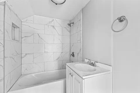 652 Southern Avenue, Springfield, Ohio 45505