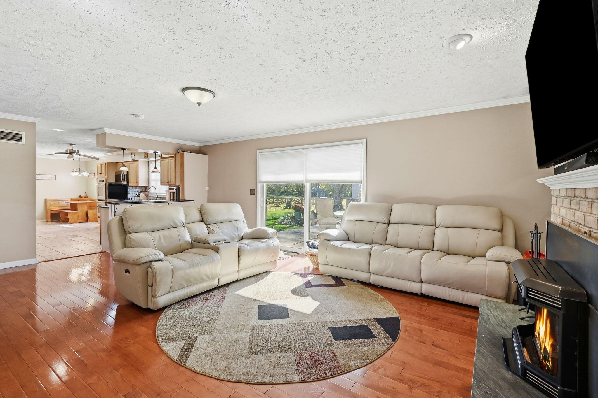 7585 Wrenview Drive, Springfield, Ohio 45502